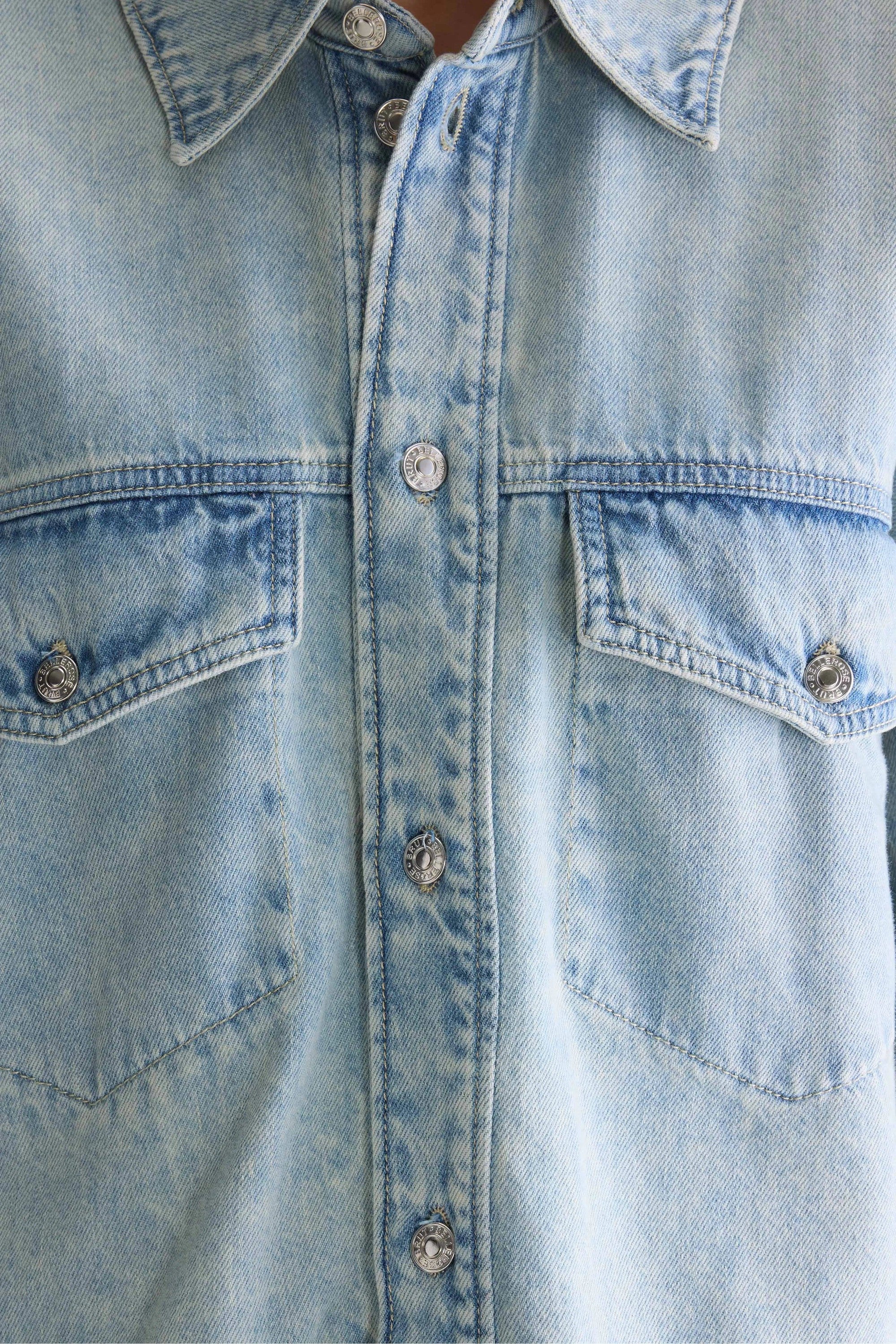 Bellerose | Oversized Denim Shirt in Wash Light-Blue-Bleach - Image 4