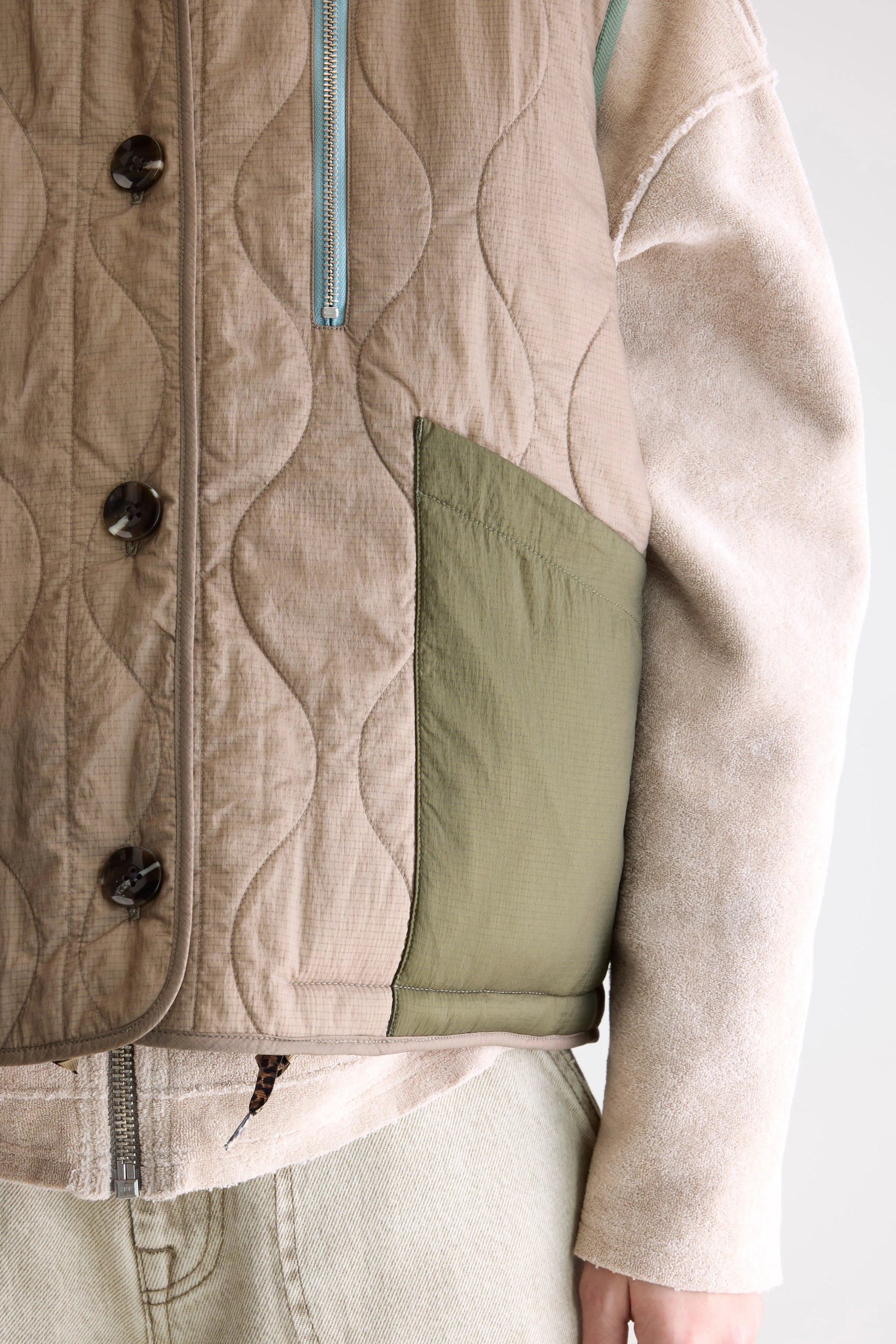 Bellerose | Reversible Teddy & Quilted Gilet - Taupe Peel - Image 6