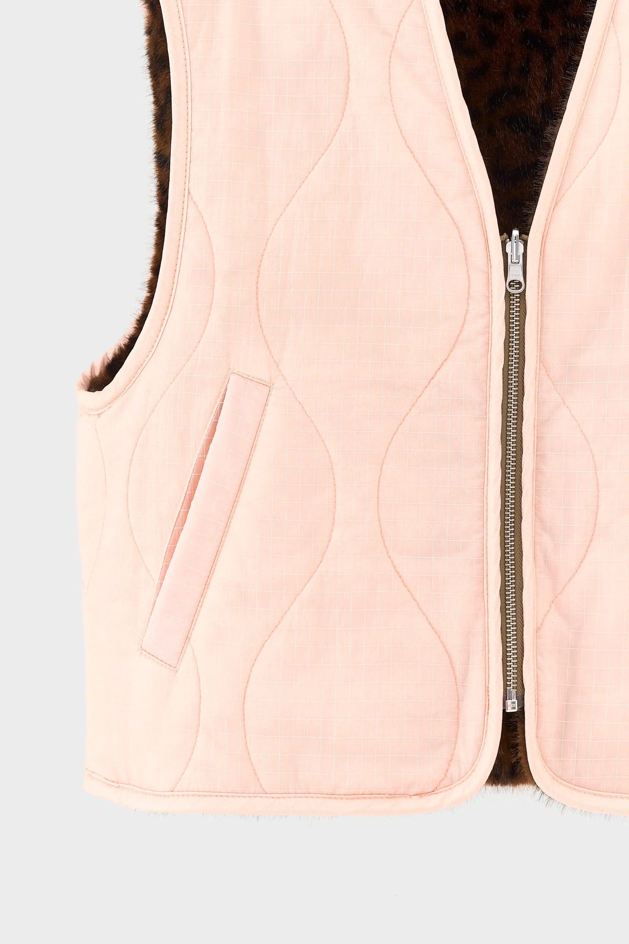 Bellerose | Reversible Quilted Gilet - Leopard Lining Babe - Image 7