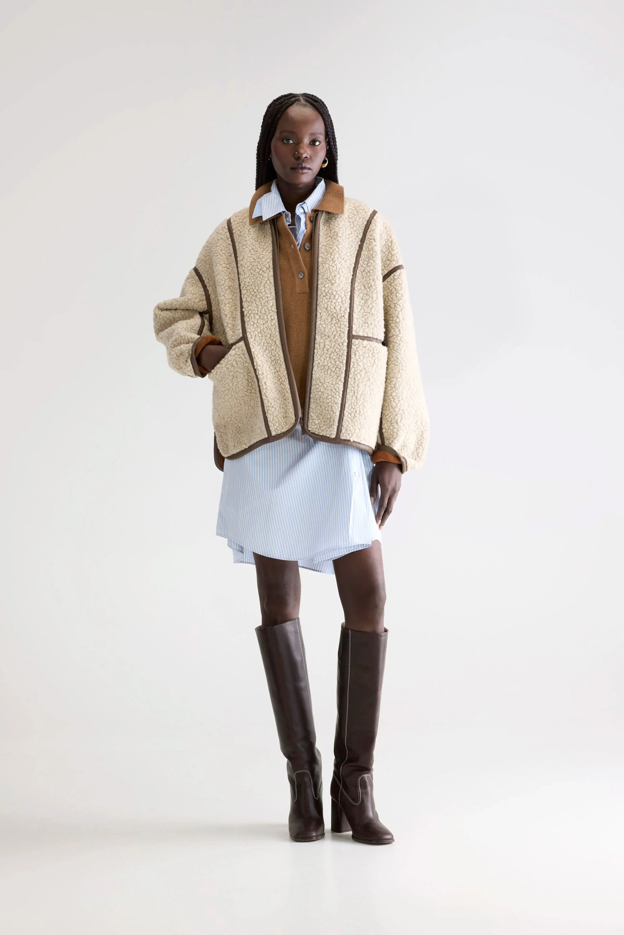 Bellerose | Jina Oversized Sherpa Jacket - Contrast Piping Natural - Image 2