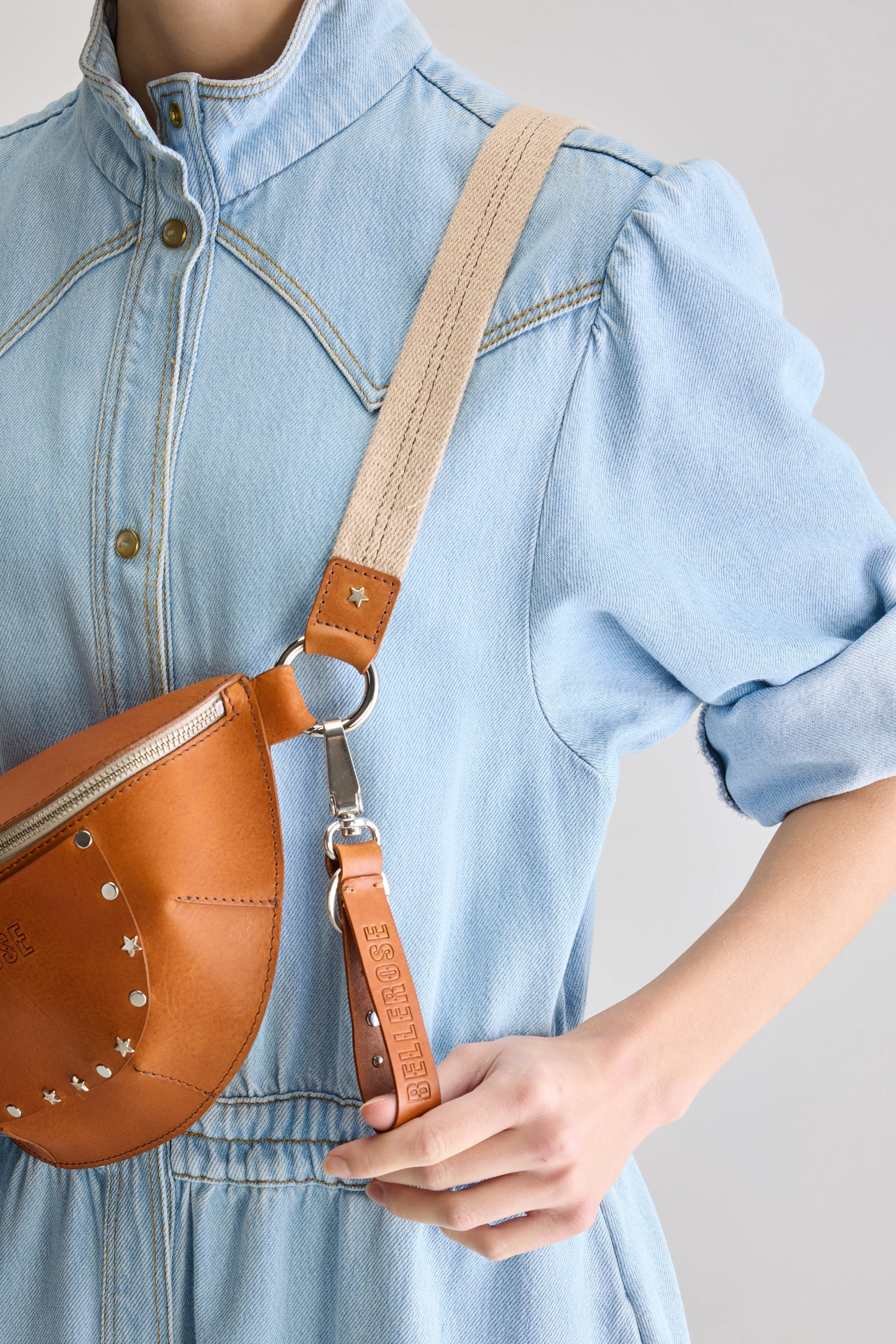 Bellerose | Key Charm Saney in Leather with Silver Stars Cognac - Image 3