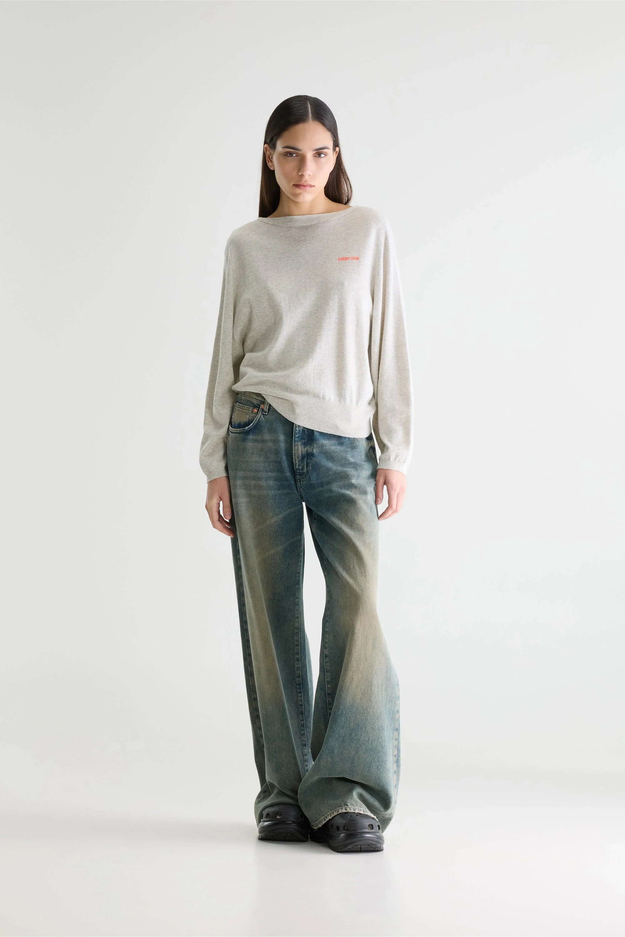 Bellerose | Relaxed Boatneck Pullover - Light Grey Fine-Gauge Knit Oyster - Image 2