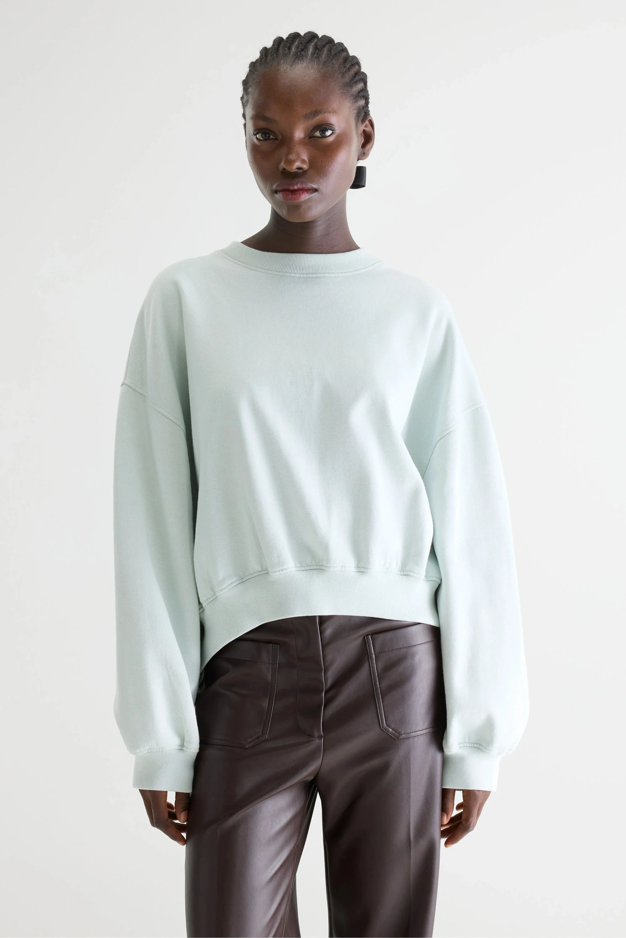 Bellerose | Speckled Grey Cropped Sweatshirt - Contrast Embroidery Agua-Verde