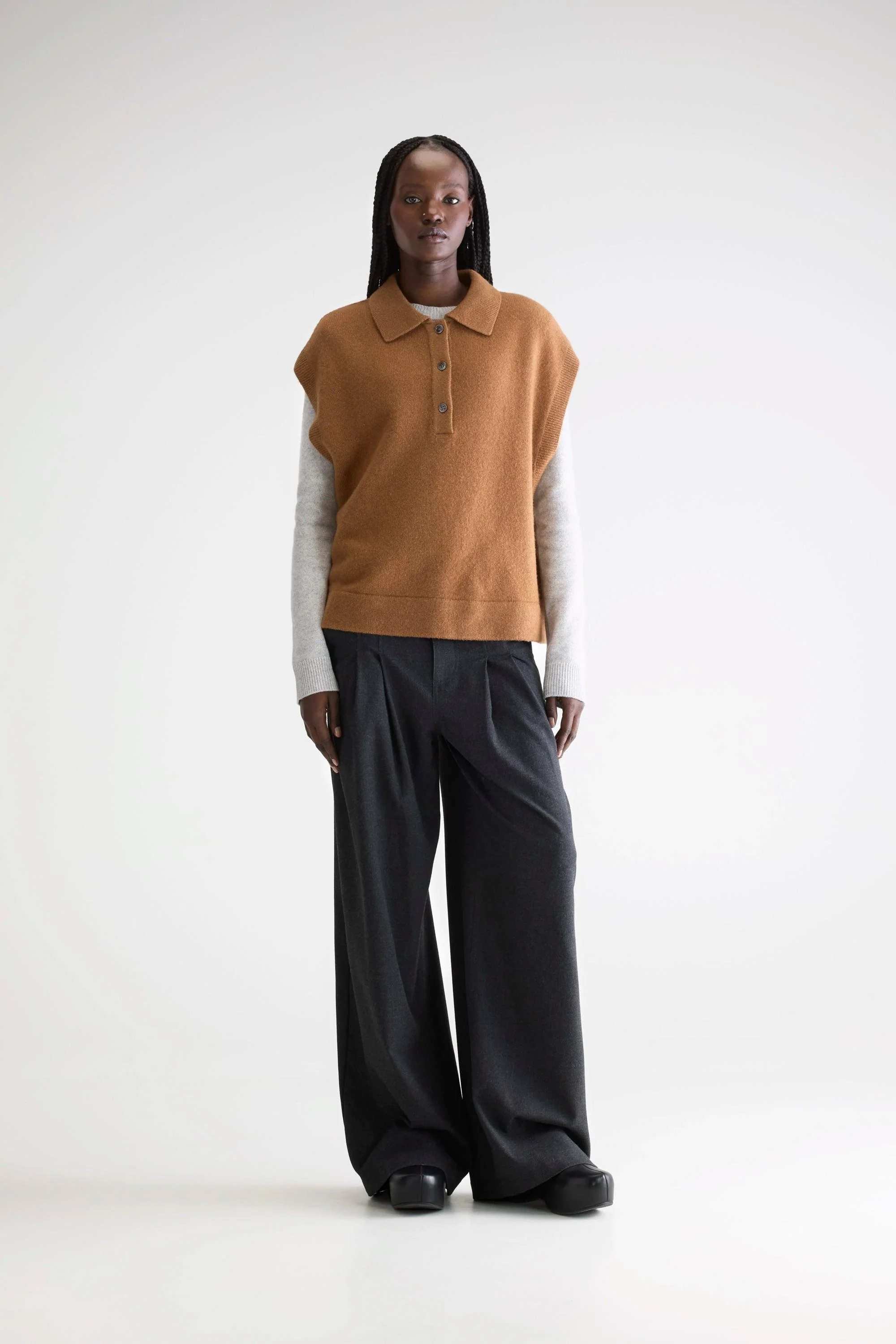Bellerose | Oversized Sleeveless Polo Vest in Grey Wool Blend Monk - Image 2