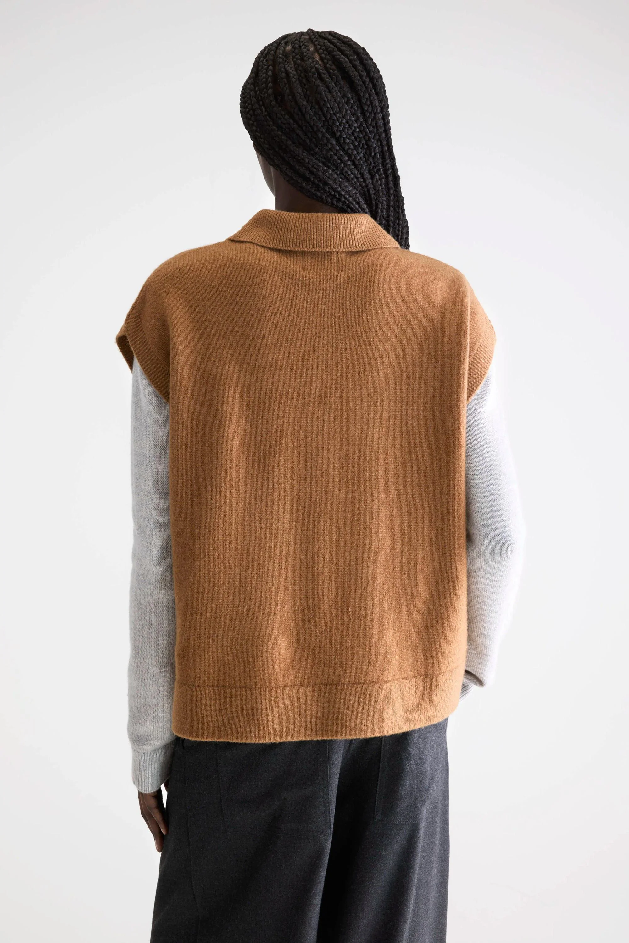 Bellerose | Oversized Sleeveless Polo Vest in Grey Wool Blend Monk - Image 3