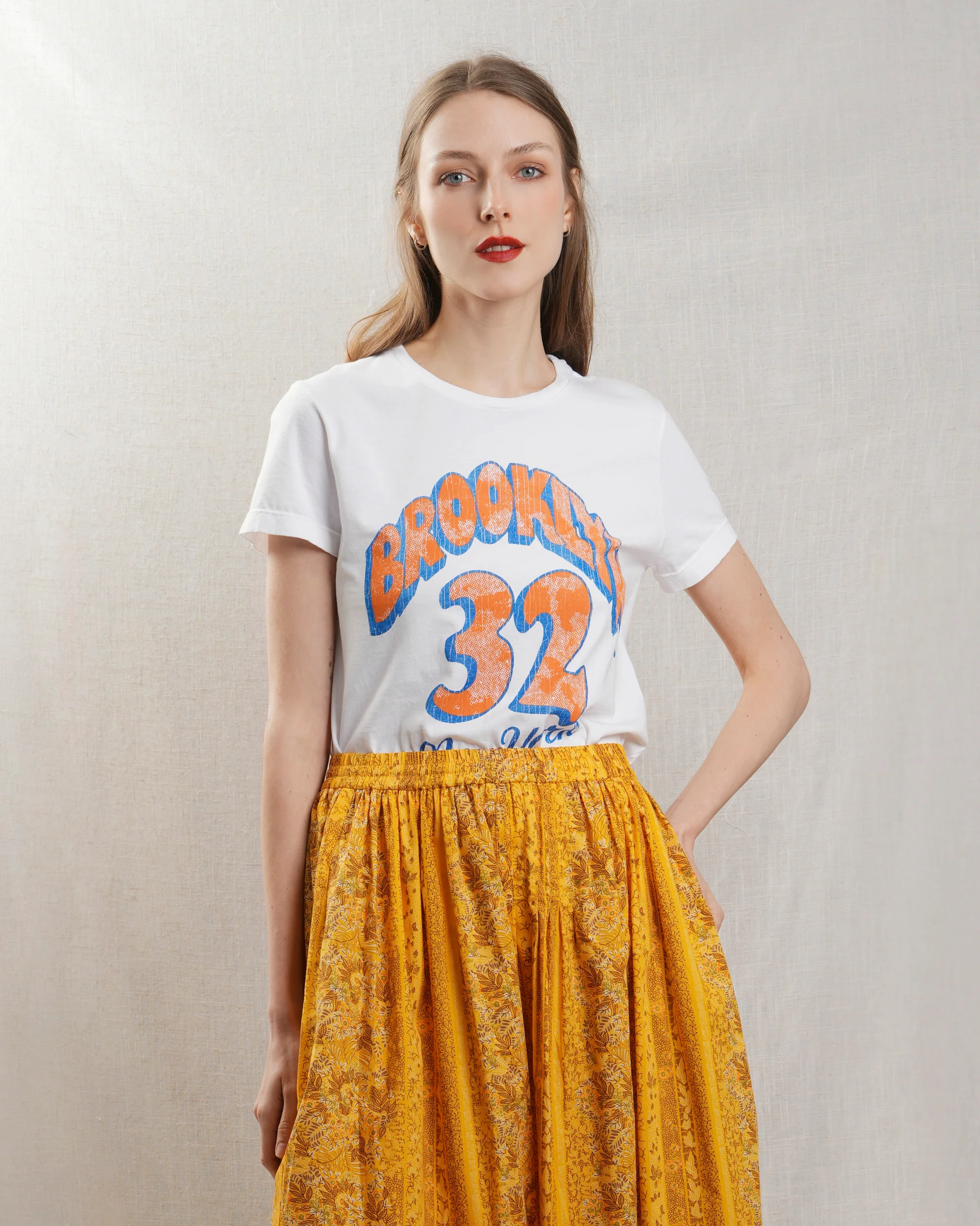 Bowery | Brooklyn 32 Vintage Graphic Sweatshirt - White - Image 5