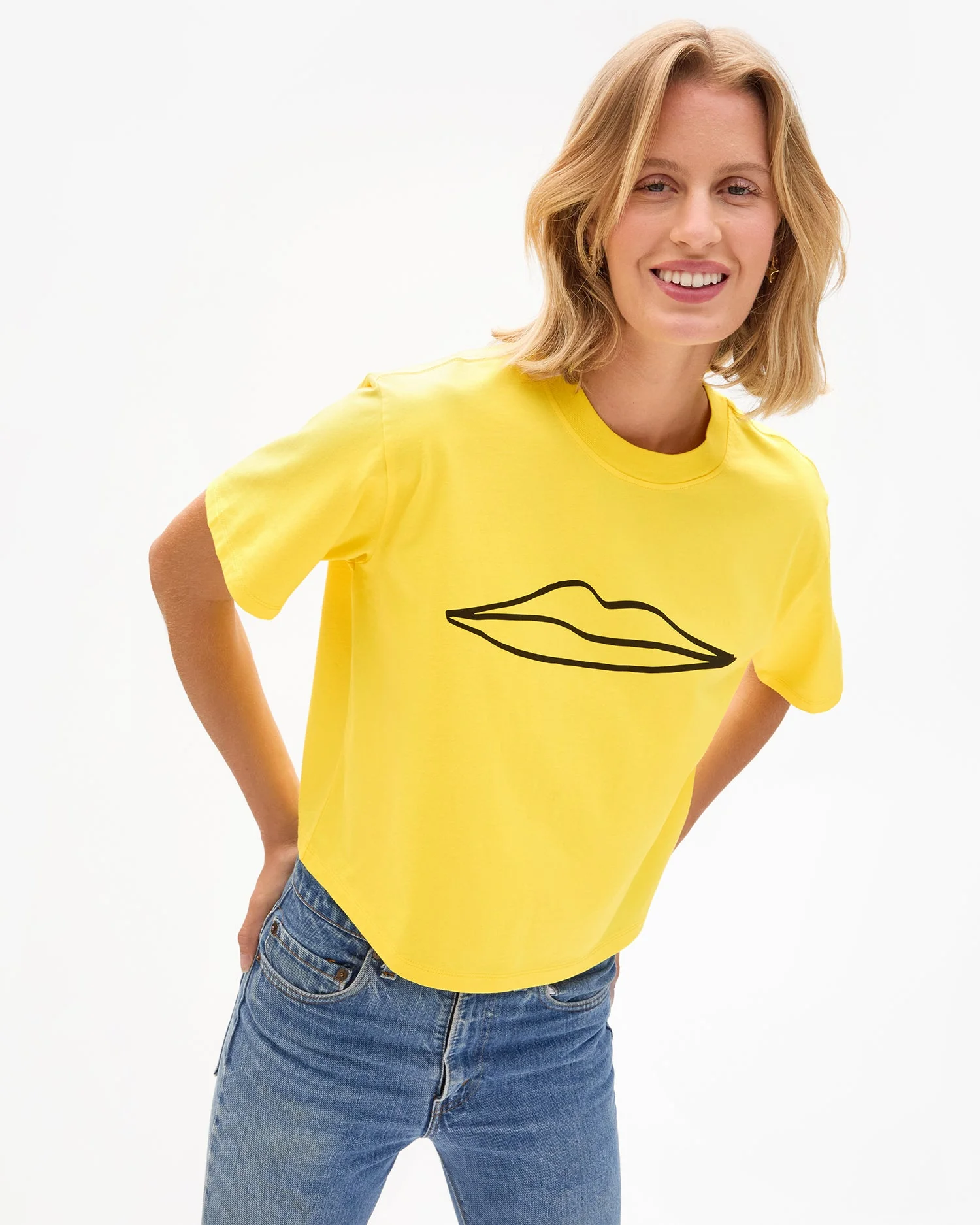 Clare V. Women's 100% Cotton Le Carré Graphic T-Shirt - Surrealisme Lips Bright-Yellow - Image 2
