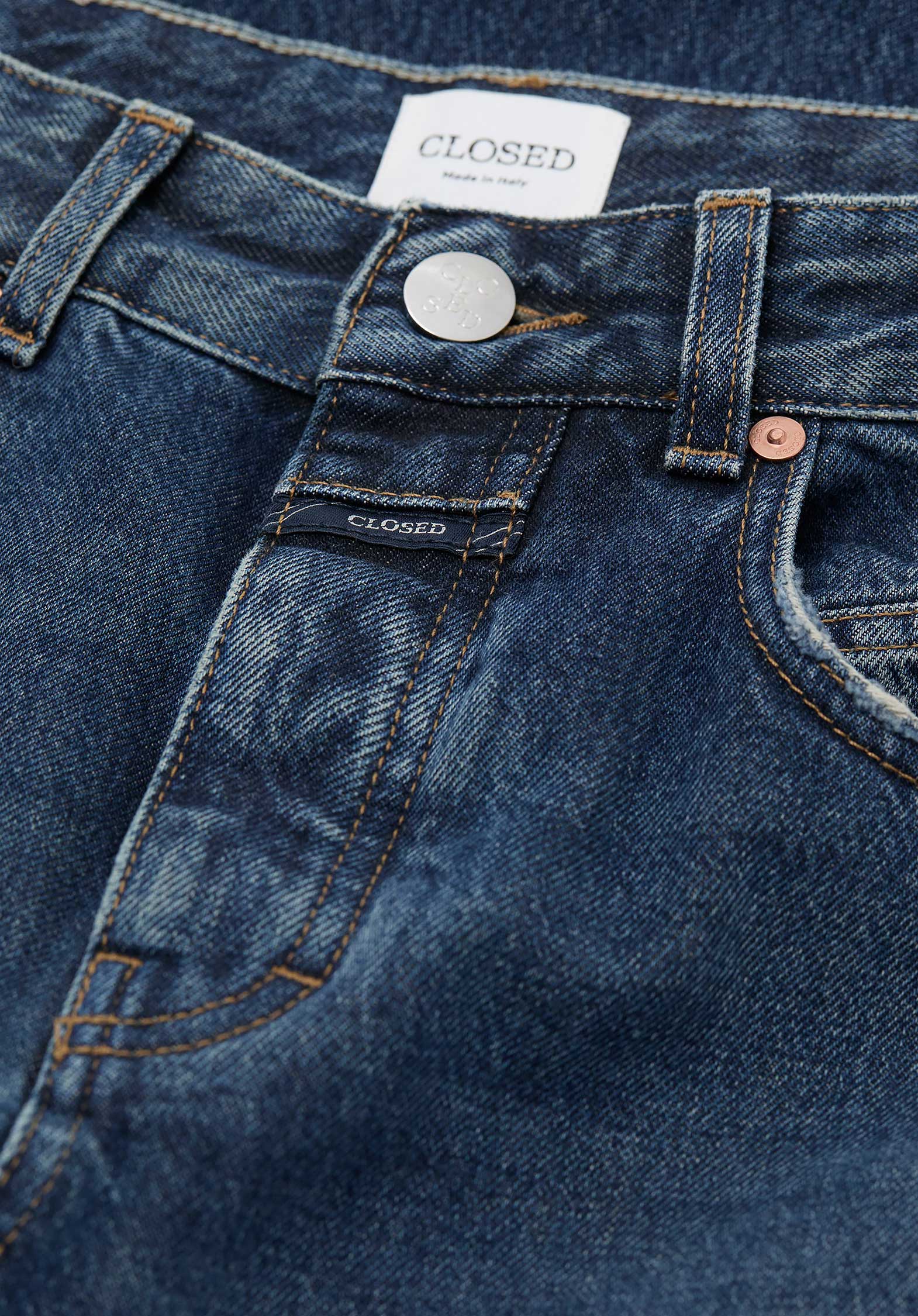 Closed | Nikka Wide-Leg Jeans in Regenerative Cotton Dark-Blue - Image 6
