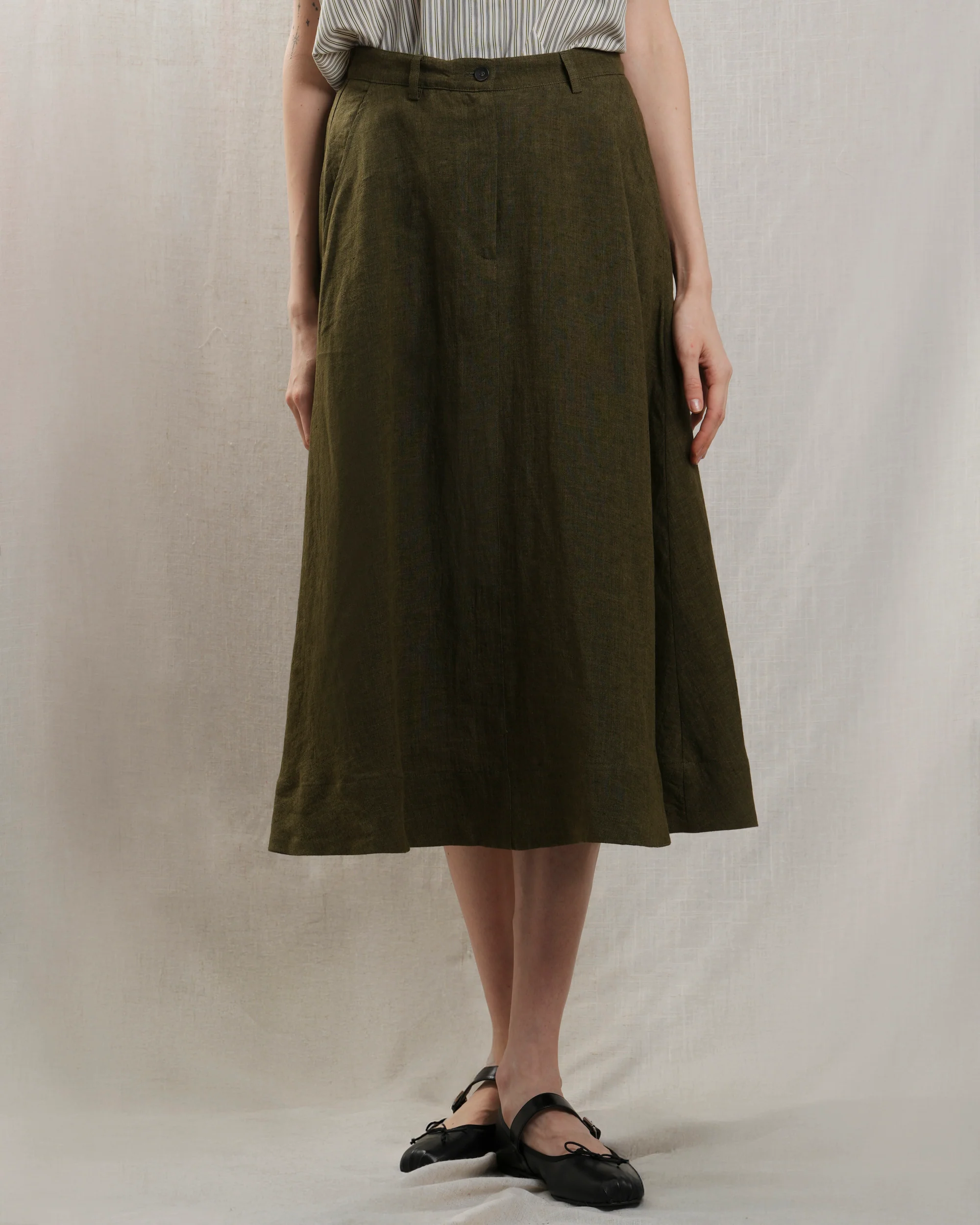 Skirt Jakarto 2-Kaki - Image 2