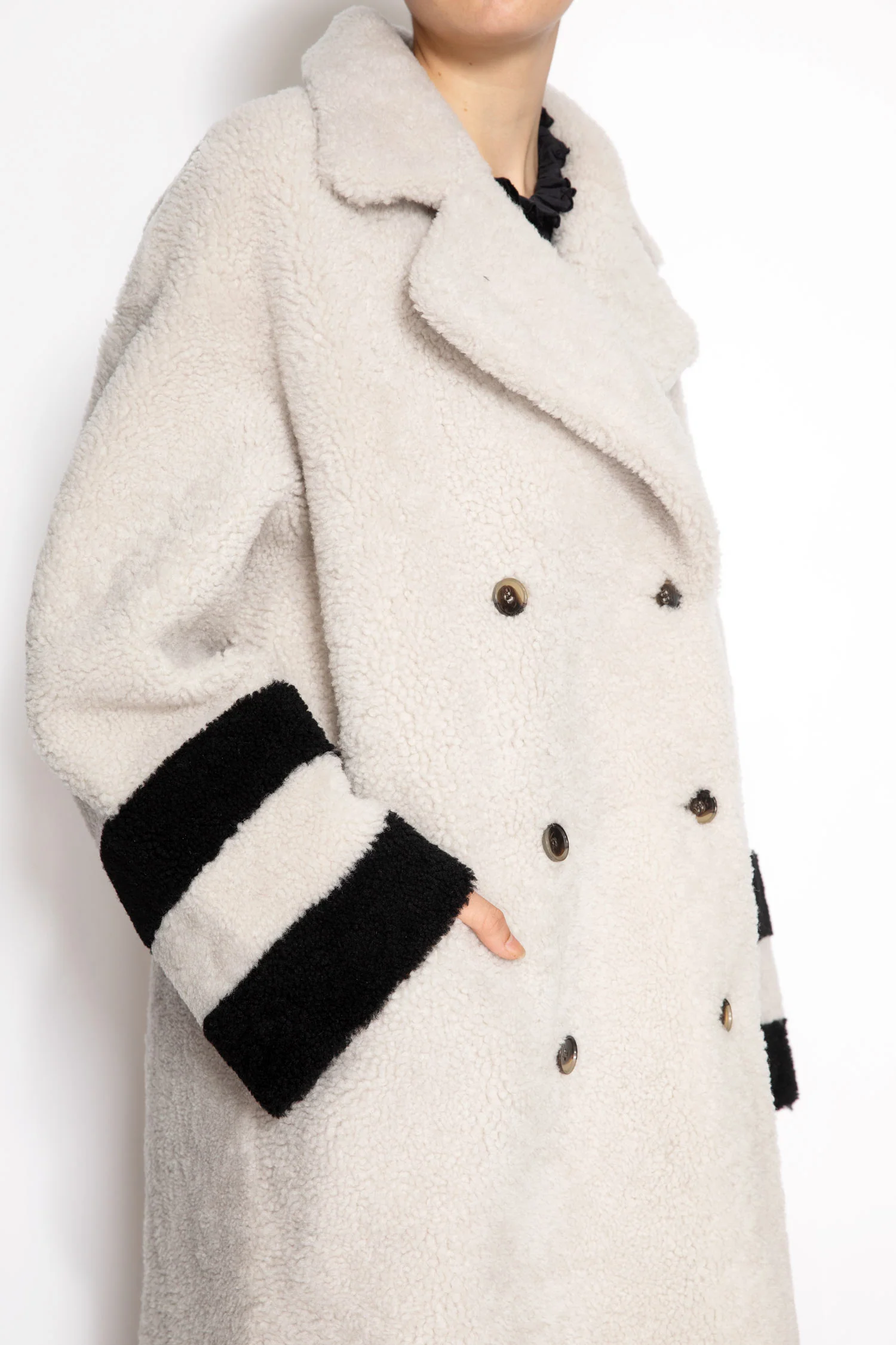 Essentiel Antwerp | Double Breasted Fur Coat - Lamb Leather - Image 4