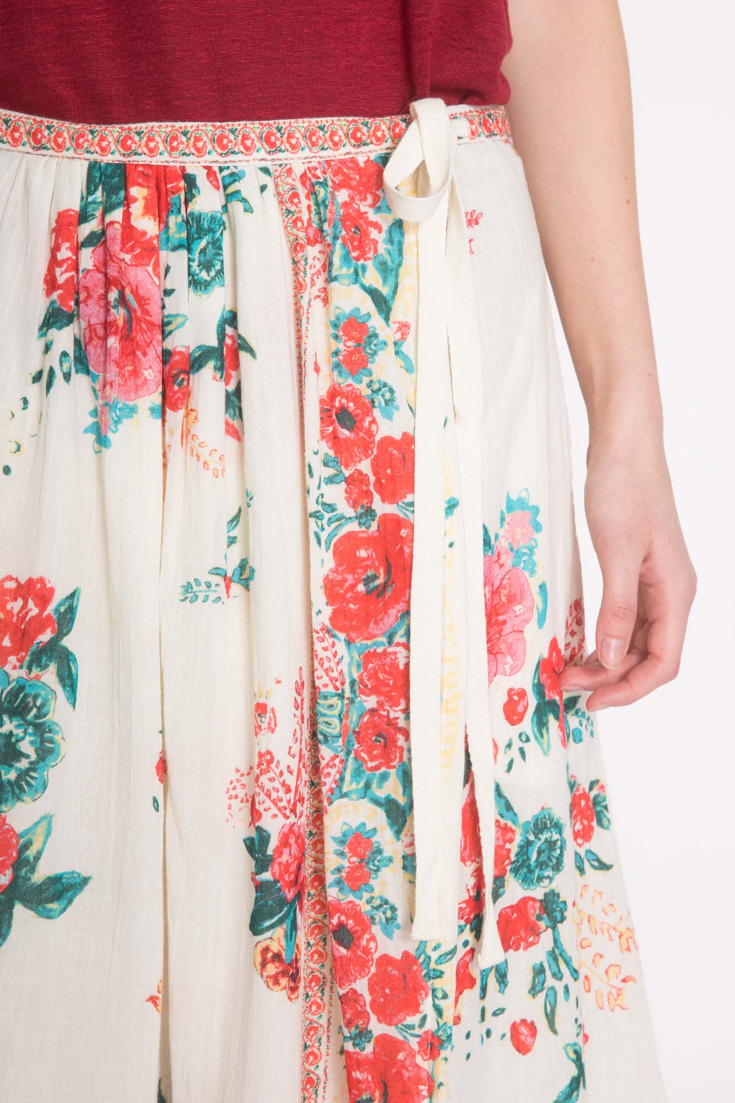 Leon & Harper | Floral Wrap-Over Skirt in Natural Cotton - Image 3