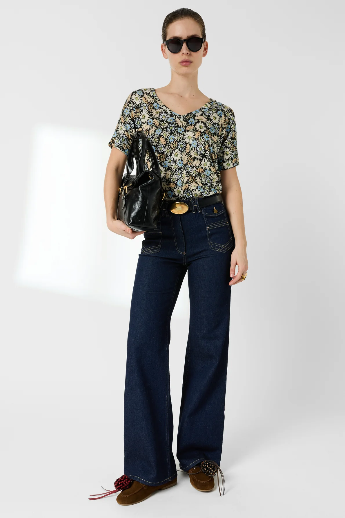 Gérard Darel | Malinae Floral V-Neck T-Shirt - Navy Blue - Image 5