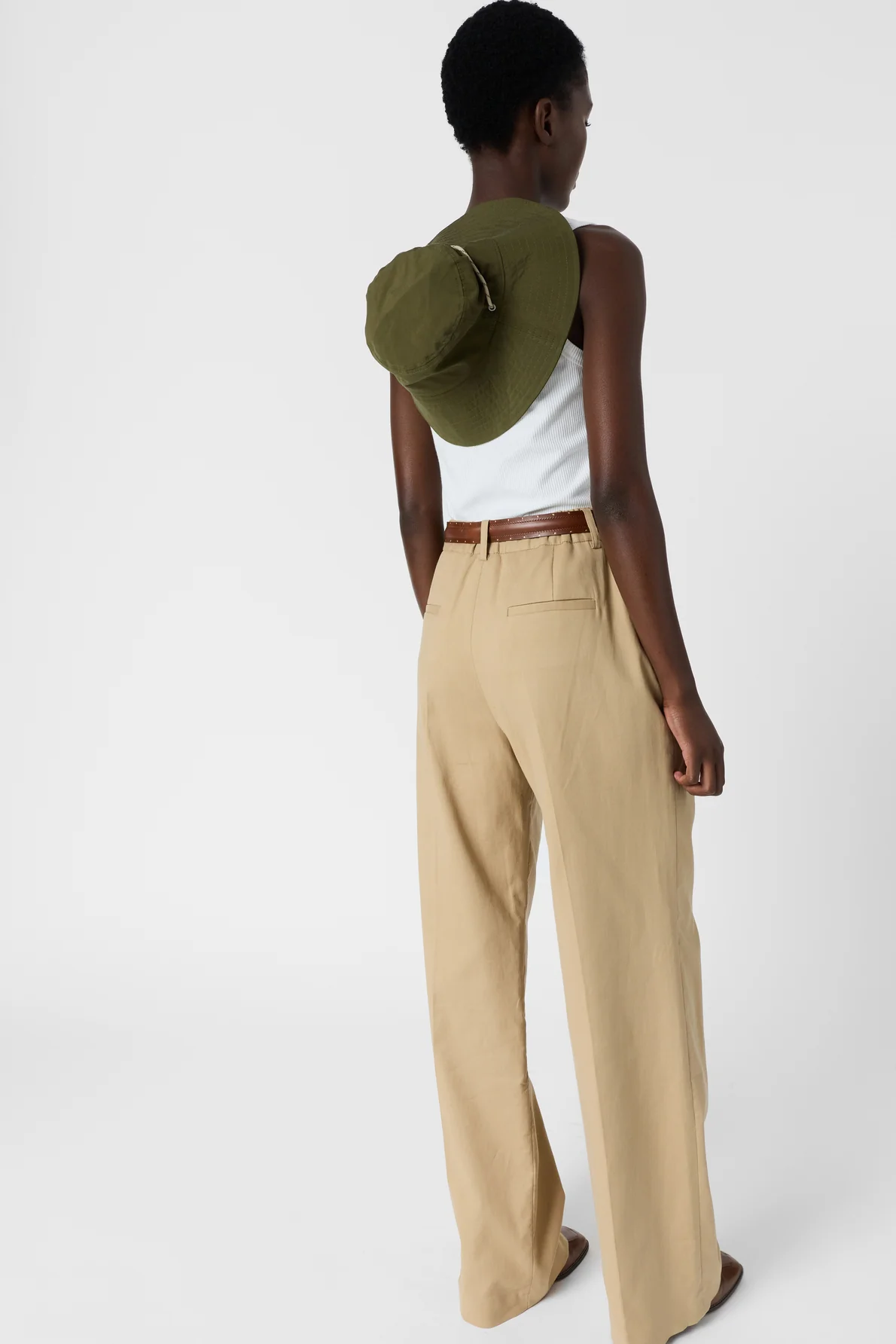 Gérard Darel | Azra Women’s Pleated Wide-Leg Trousers - Percent Cotton - Camel - Image 4