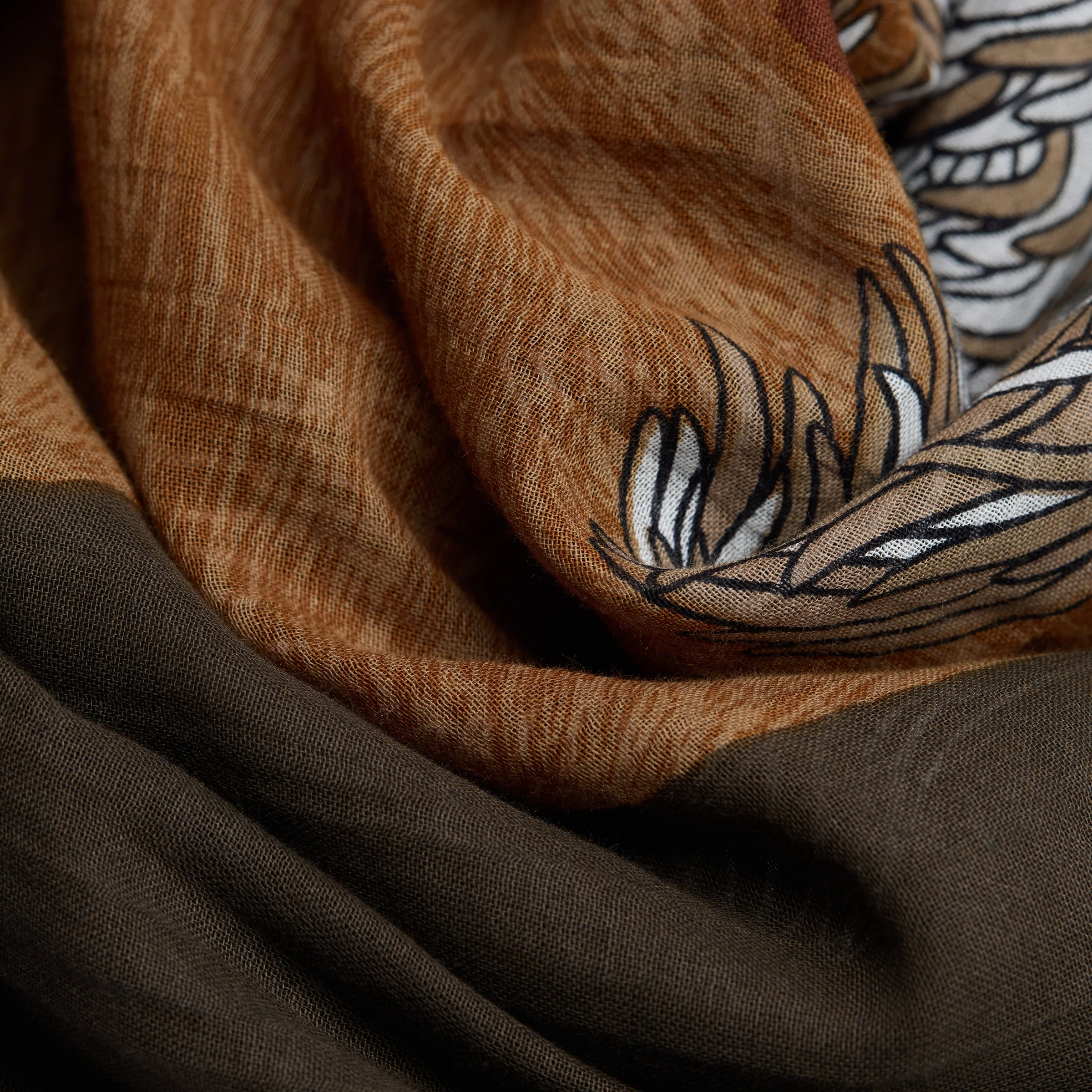 Inoui | Toutou Cotton Scarf - Lightweight Artisanal Accessory Grey - Image 6