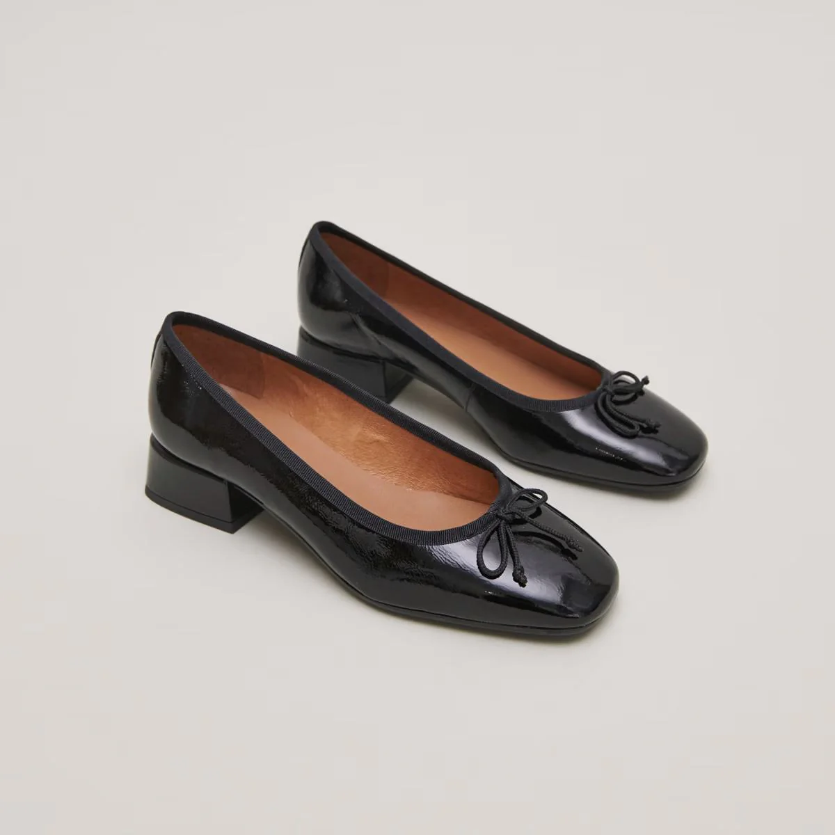 Jonak | Dybil Vernis Plissé Lace-Up Ballerinas - Black