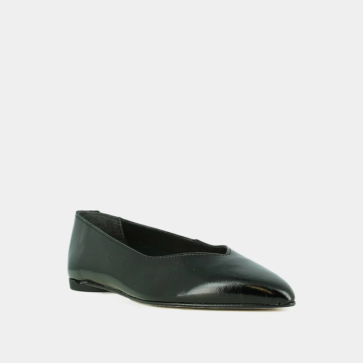 Jonak | Noemie Pleated Vernis Ballerina - Black - Image 2
