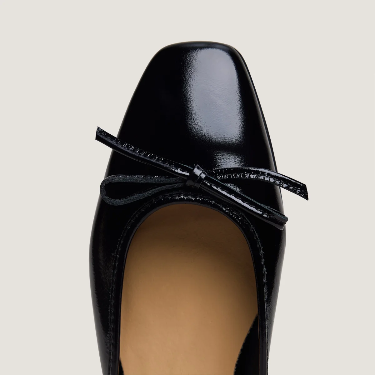 Jonak | Niccolo Black Patent Pleated Mules