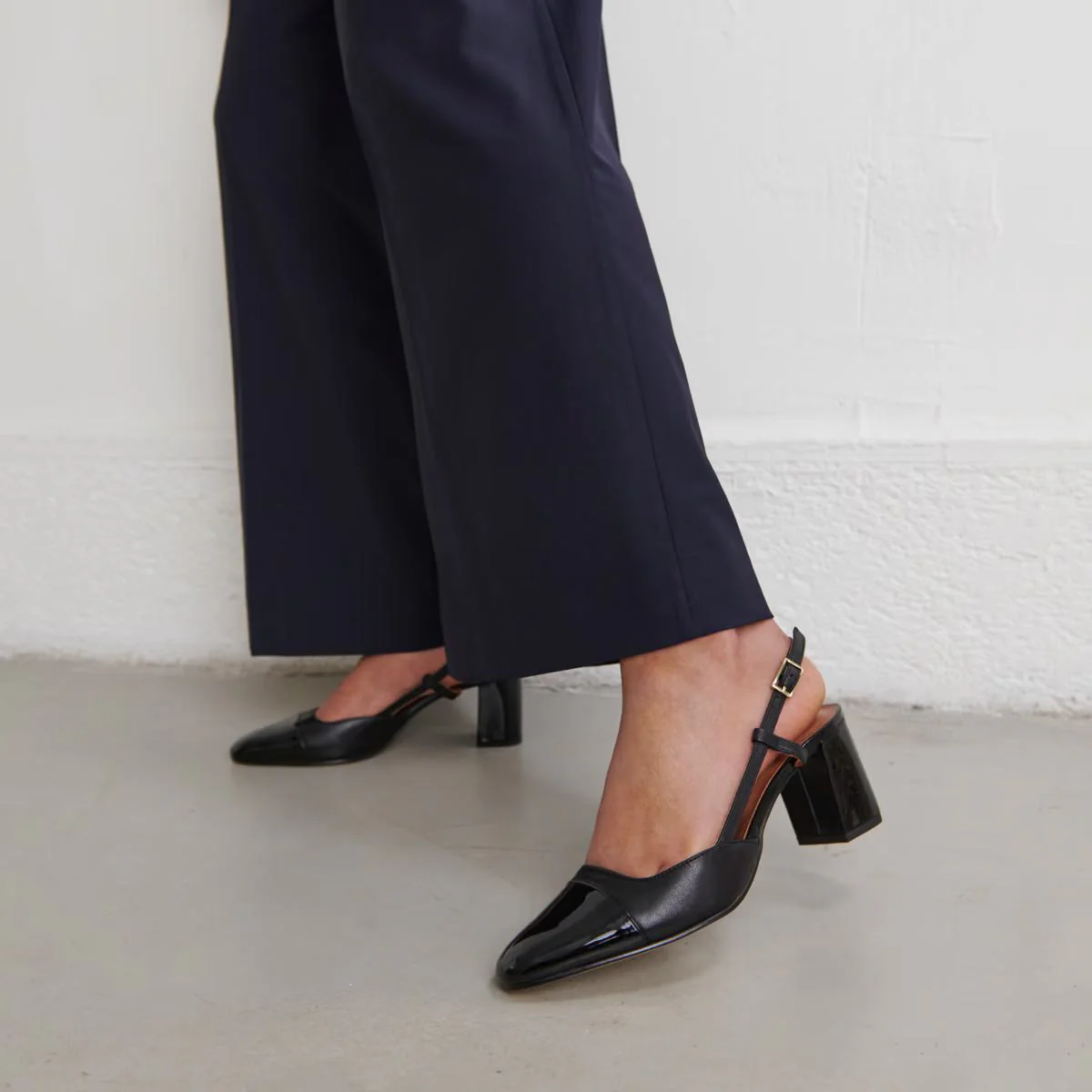 Jonak | Salomes Patent and Leather Heels - Black Noir-Noir