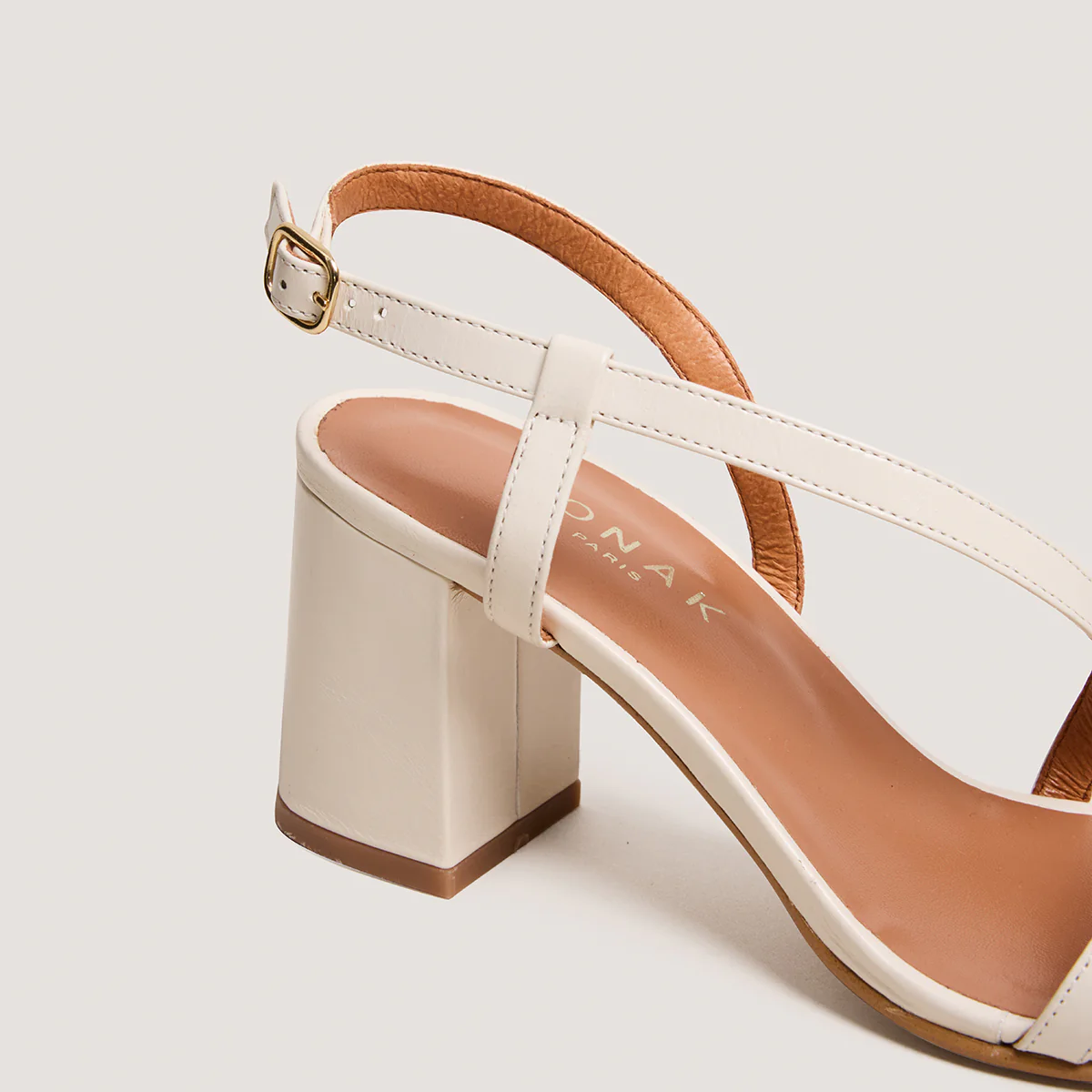 Jonak | Vimy Sandals in Aged Leather Ecru - Image 4