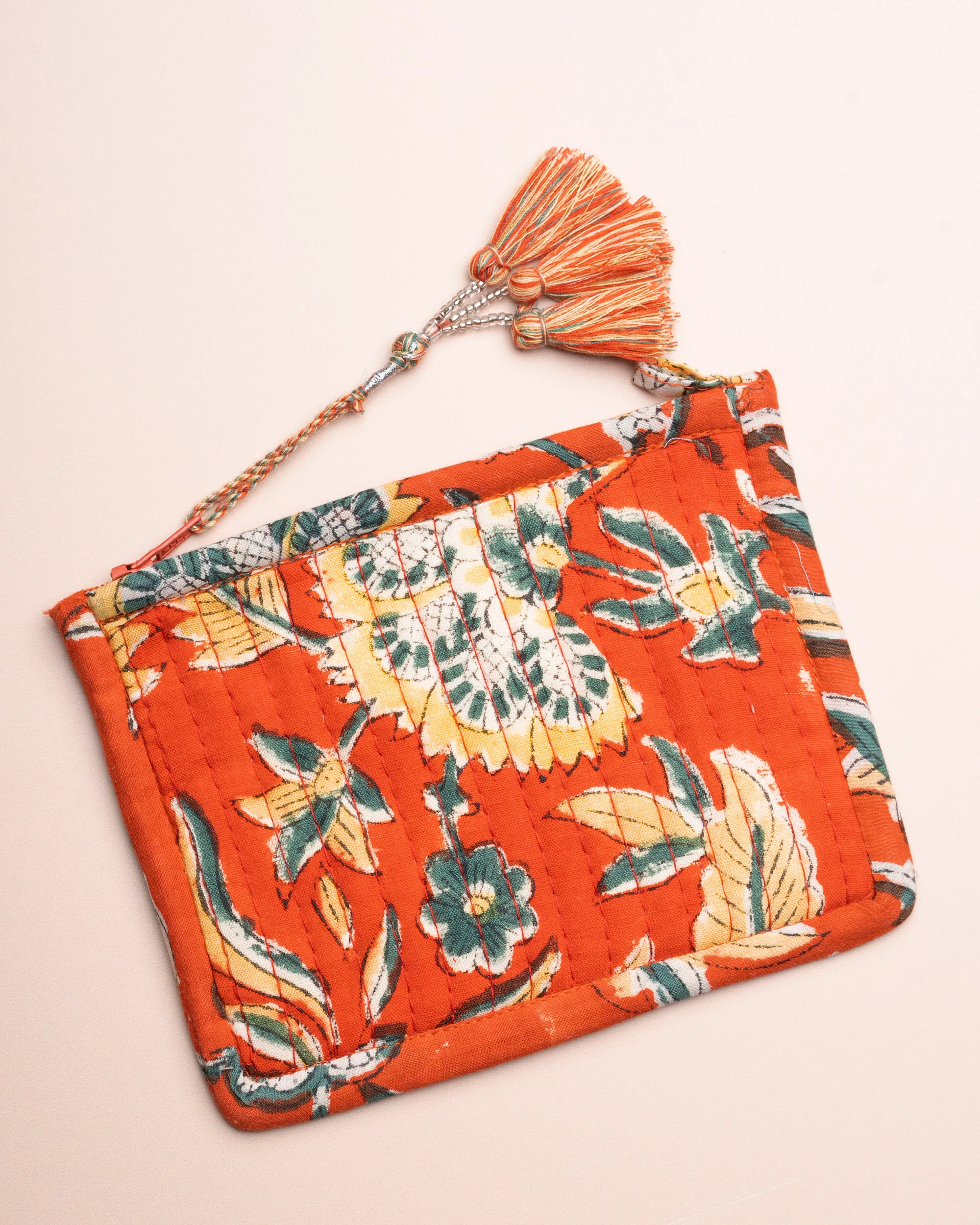 La Ptite Cachottiere | Leather Cylinder Pouch Red - Image 4