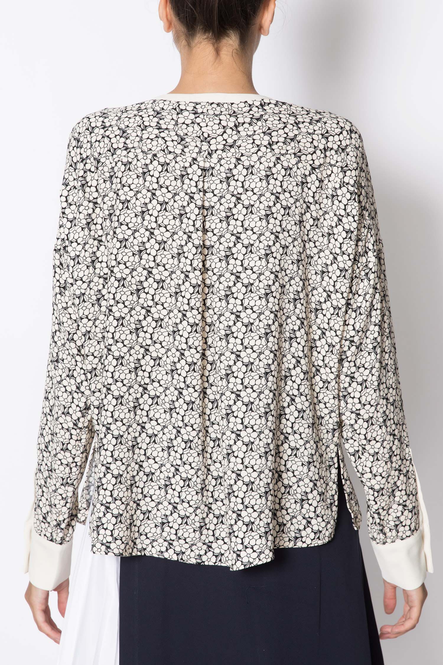 Essentiel Antwerp | Long Sleeved Contrast Collar Blouse - Opaline - Image 3