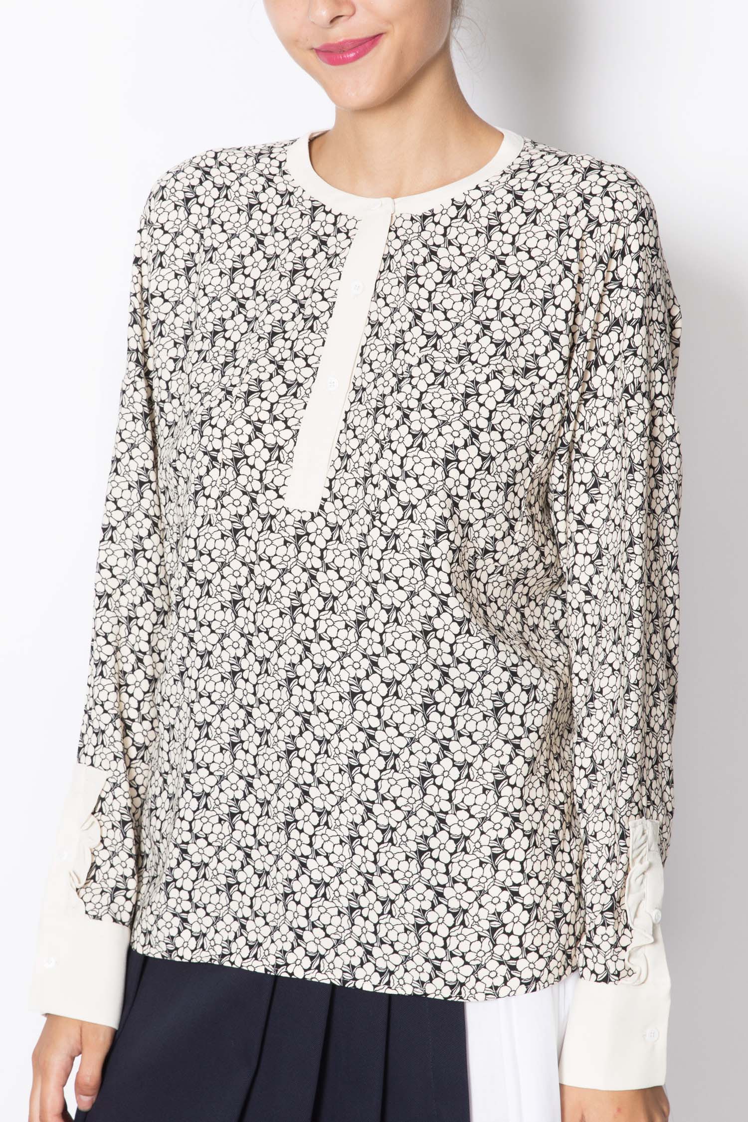Essentiel Antwerp | Long Sleeved Contrast Collar Blouse - Opaline - Image 4