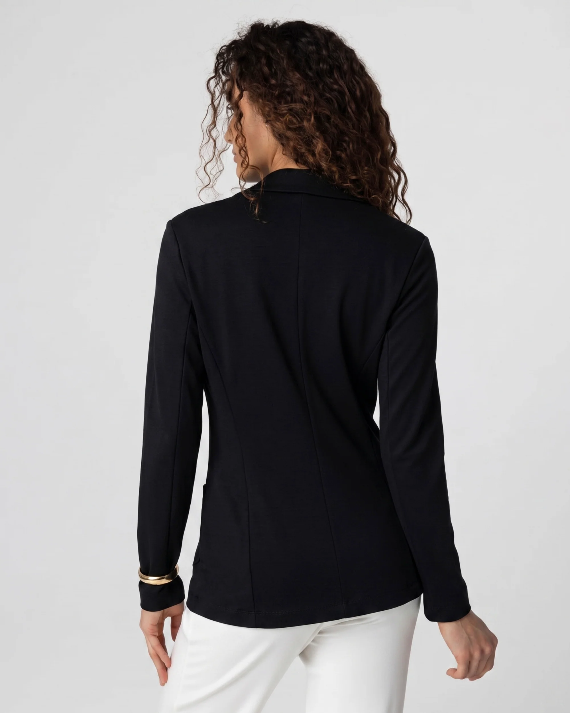 Majestic | Single-Breasted Fluid Jacket in Noir - Image 2