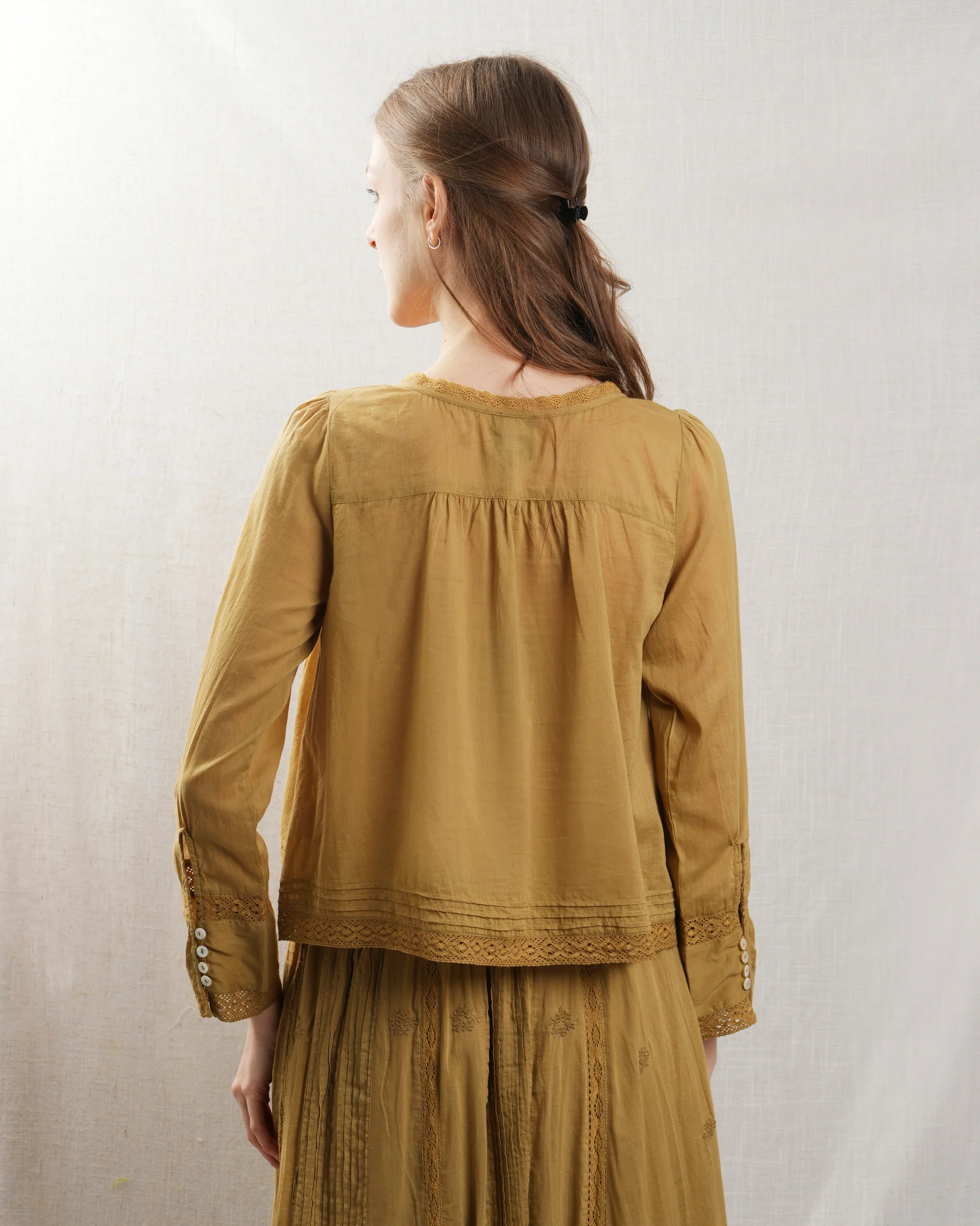 Marlo | Jude Cotton Blouse in Tabaco - Image 2