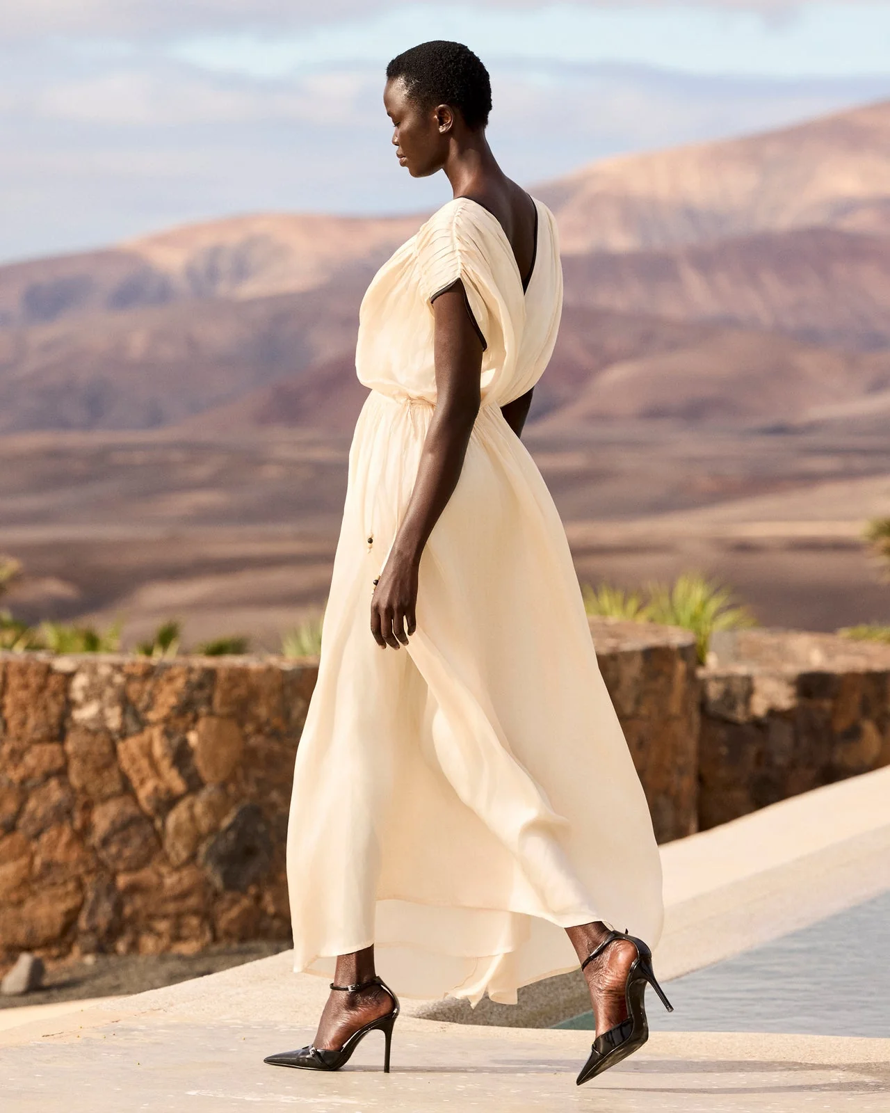 Mes Demoiselles | Dress Blava - Satin Viscose Column Black-Ecru - Image 7