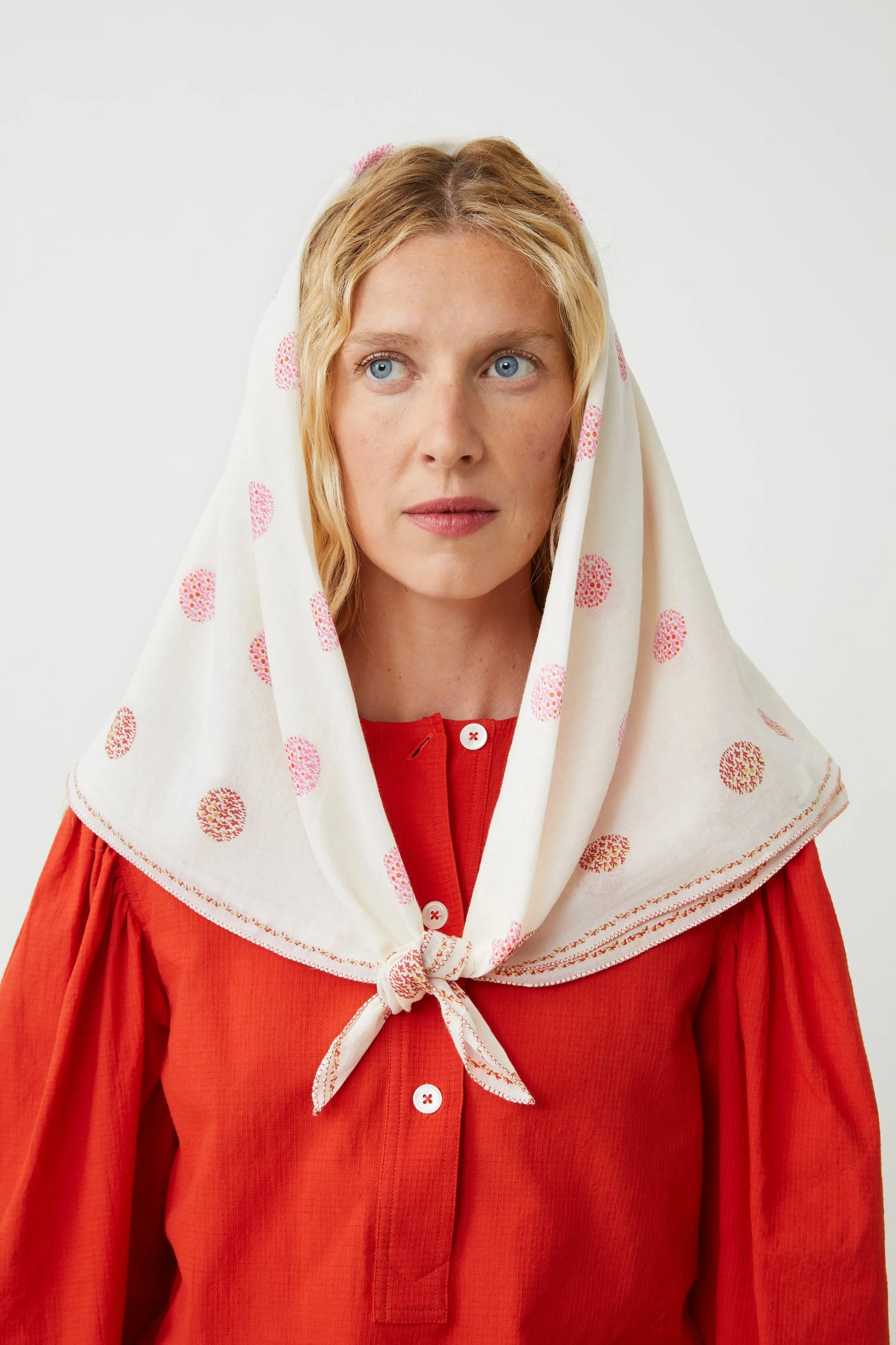 Moismont | Pearl 820 Cotton Scarf - Polka Dot Square Letter - Image 2
