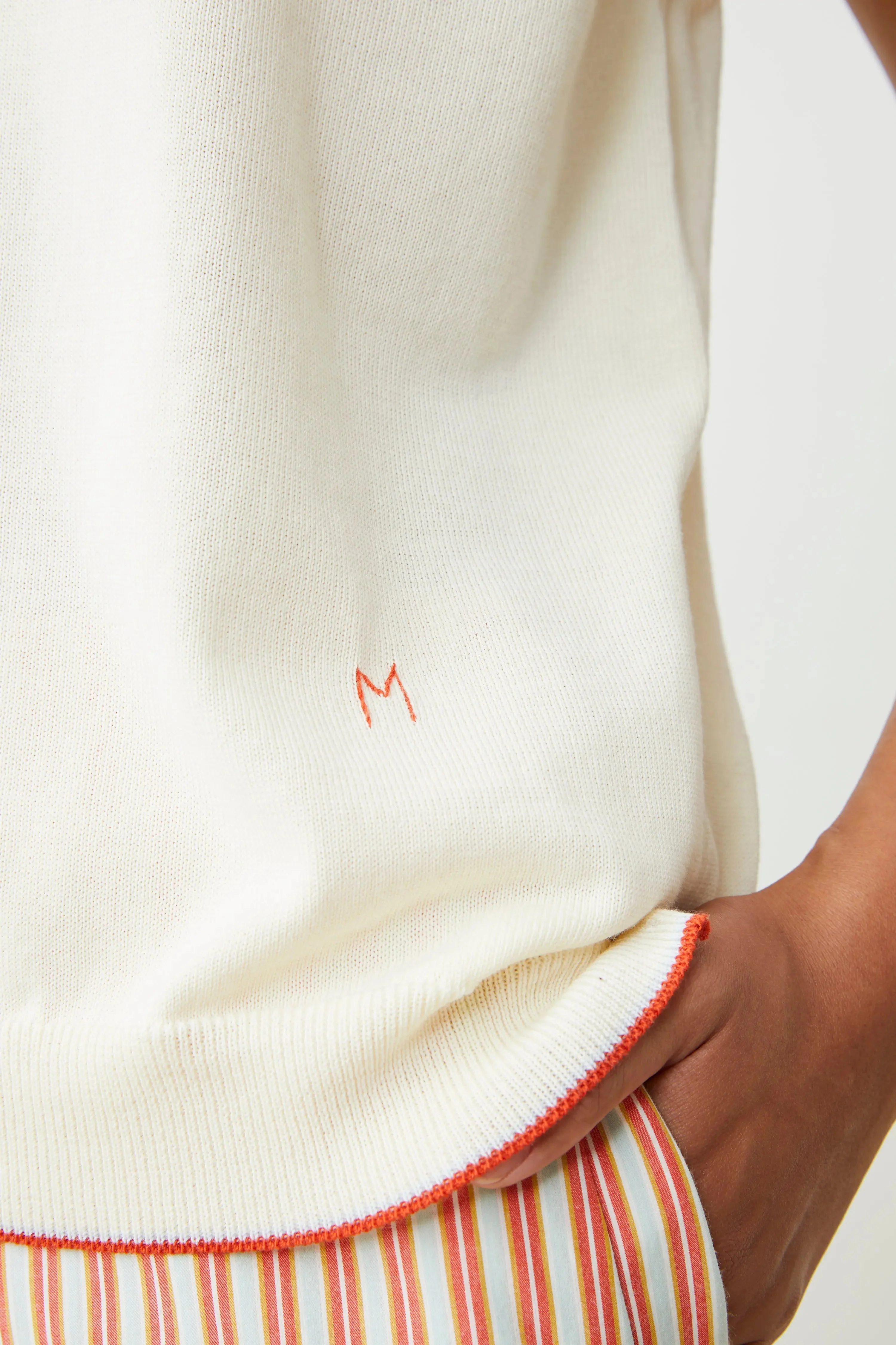 Moismont | Mary 220 Fine Cotton Crepe Sleeveless Sweatshirt Letter - Image 3