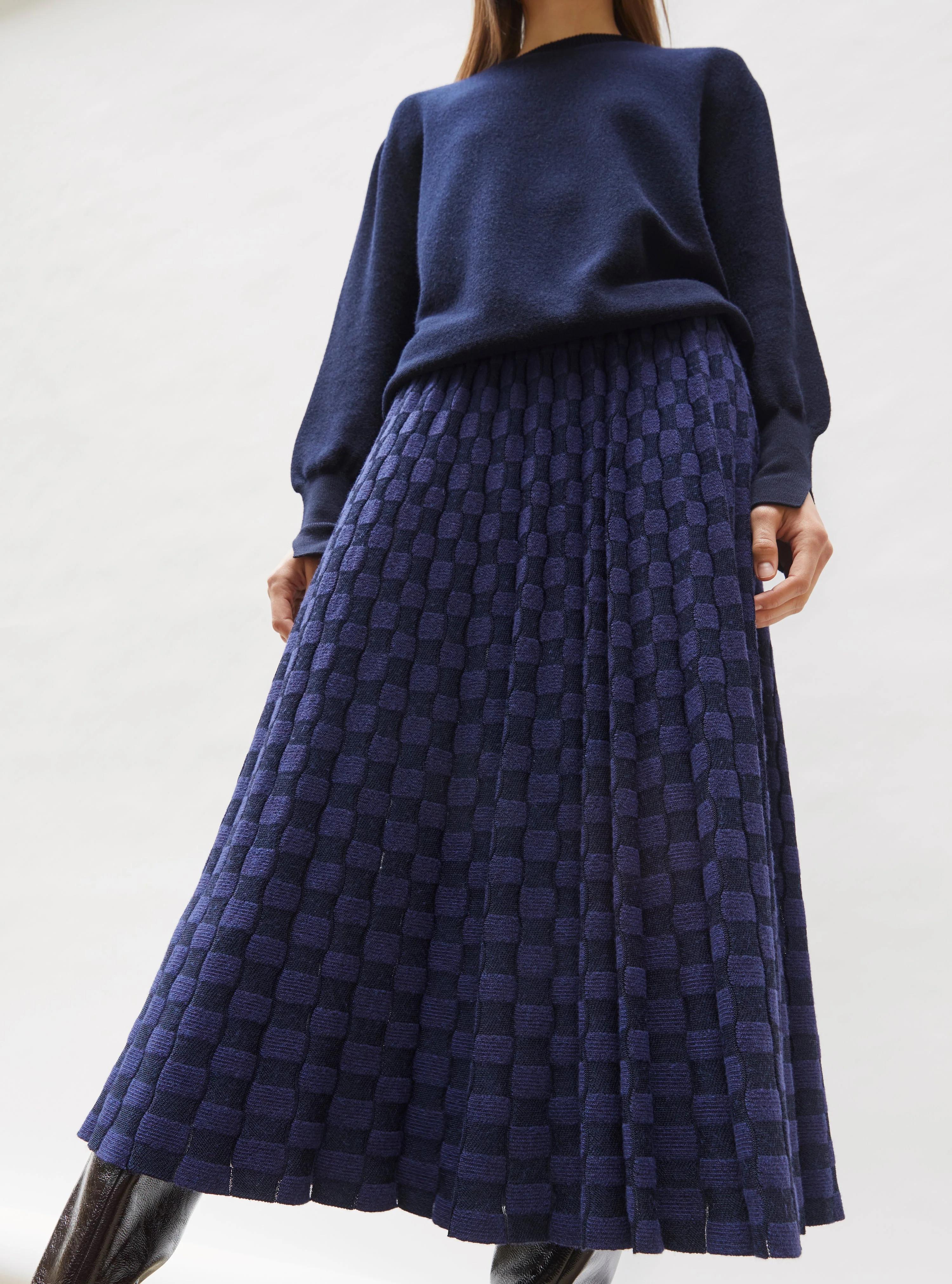 Molli | Delicate Jacquard Flared Skirt - Midnight-Indigo - Image 2