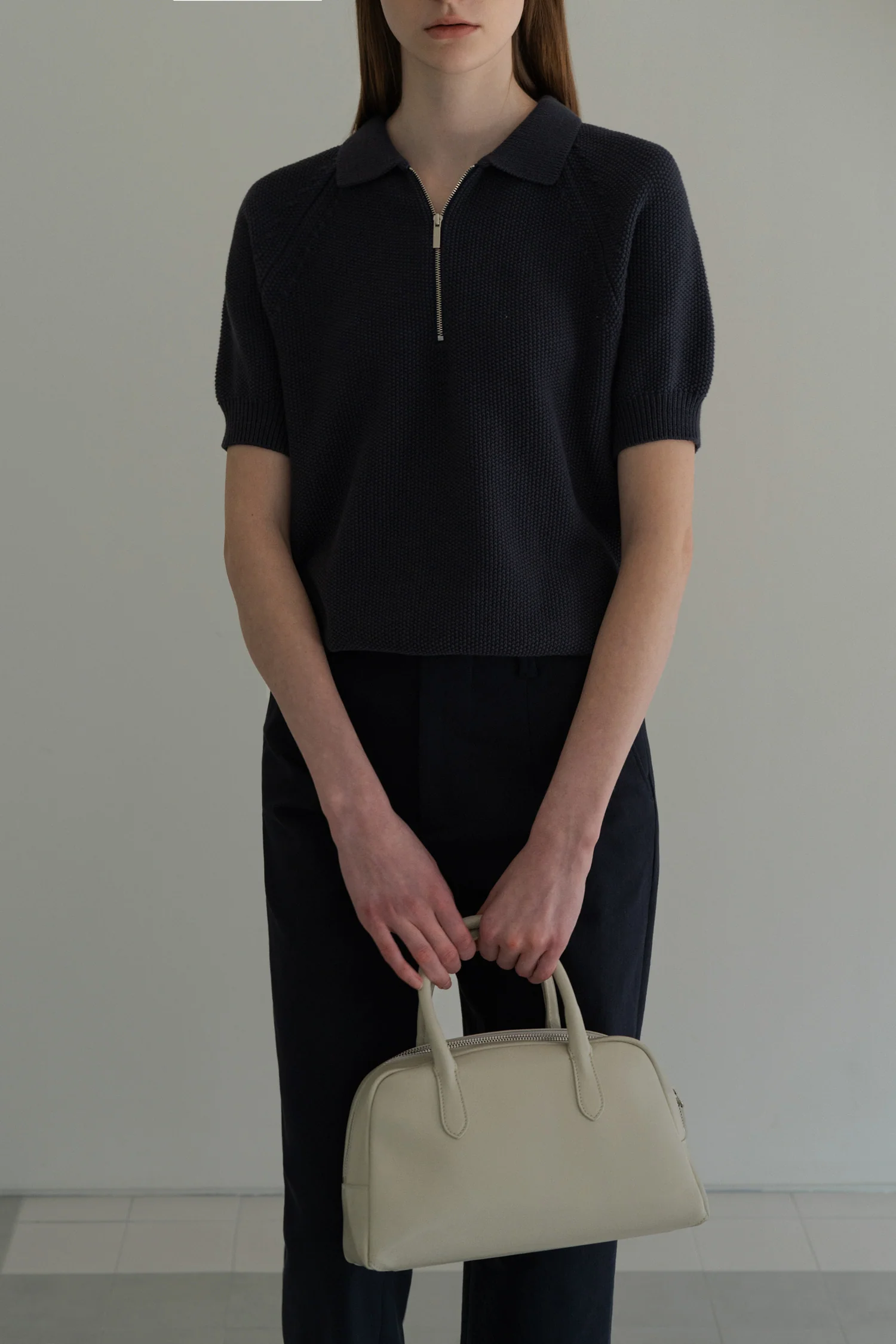 Nothing Written | Mini Bag Class Mini Golf in Leather Oyster-White - Image 4