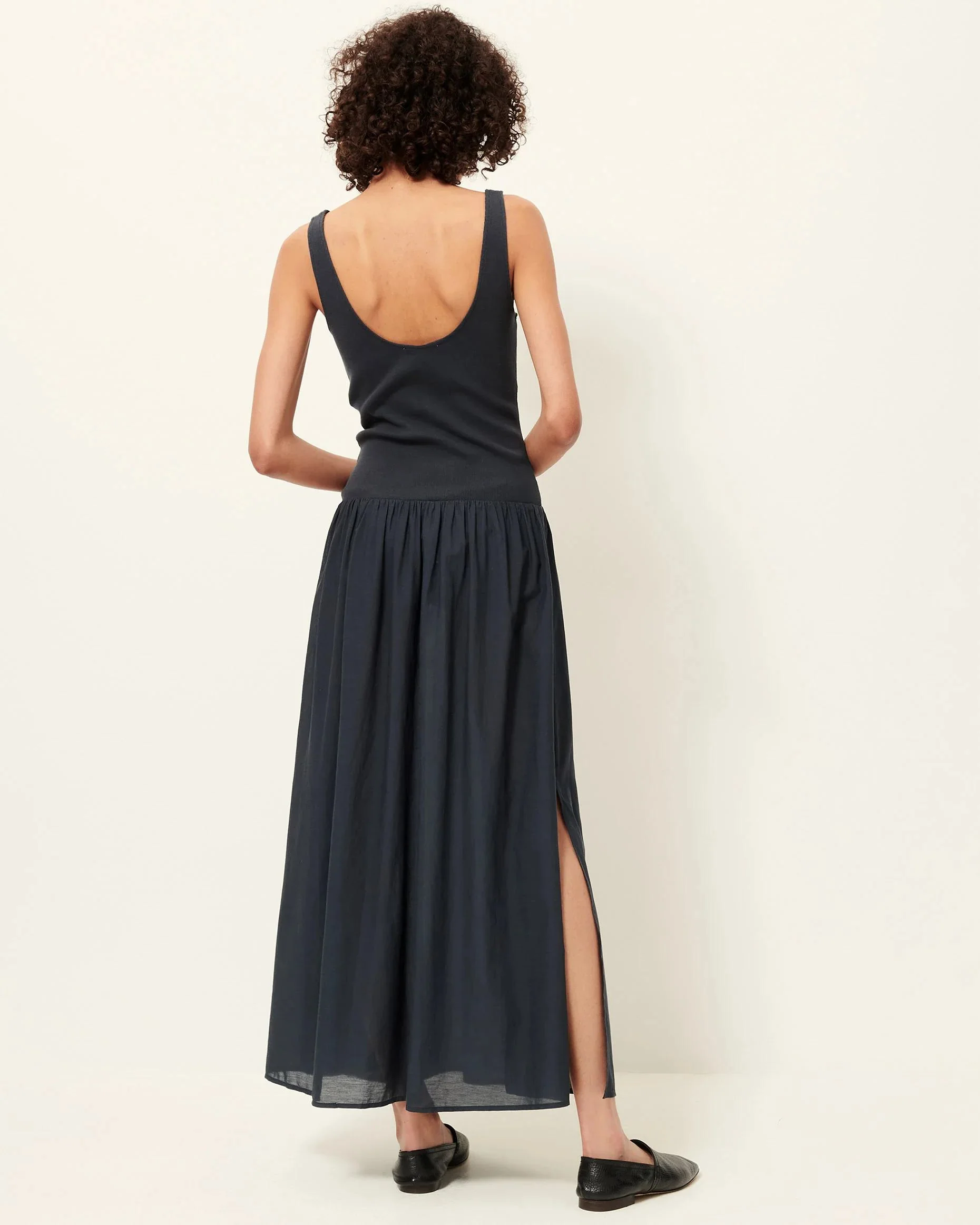 Sessun | Solao Sleeveless Dress in Smoke-Green - Image 4