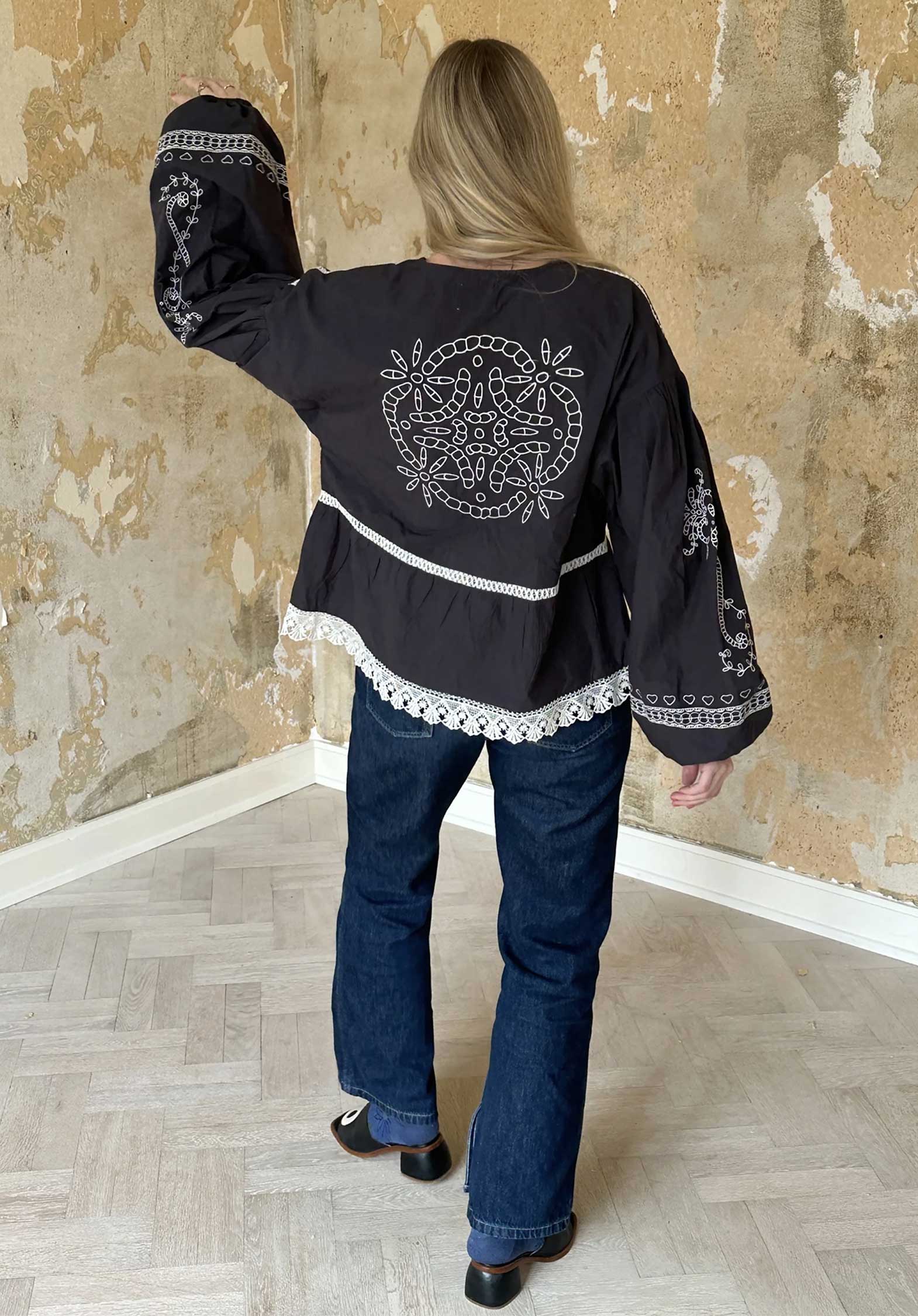 Sissel Edelbo | Lia Jacket-Top in Organic Cotton Asphalt - Image 5