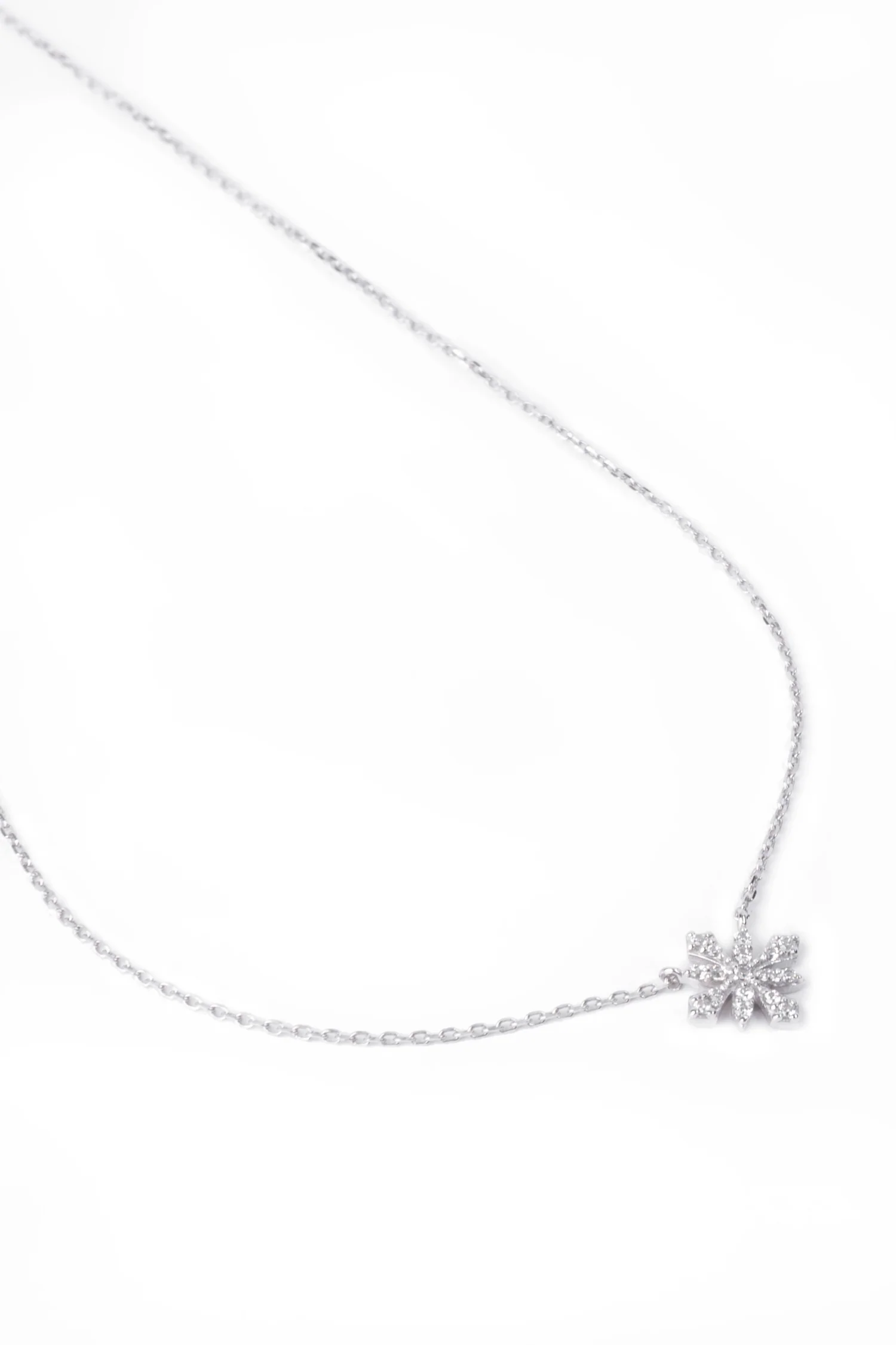 Lorde Jewlery | Snow 14K White Gold Pendant Necklace - Image 2