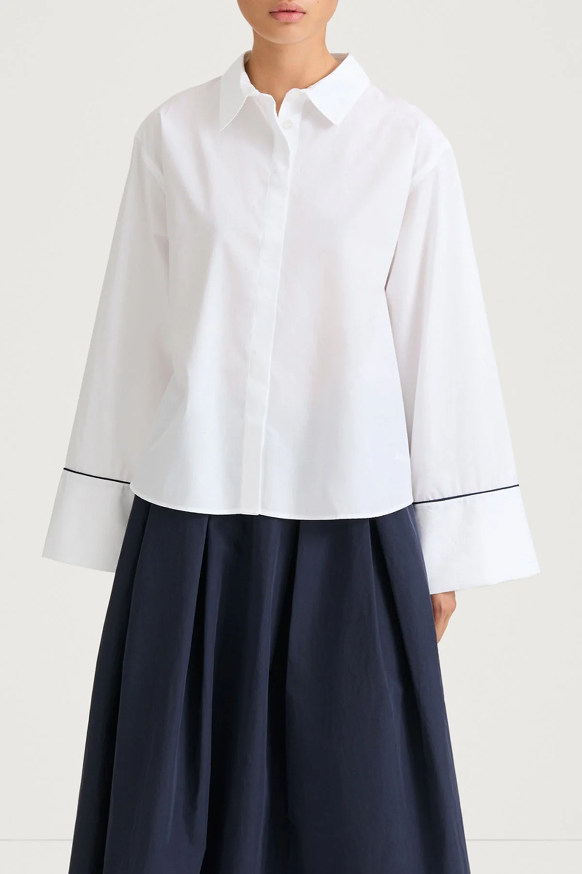 Stylein | Jovanna Shirt - Loose Cotton with Contrast Piping White - Image 3