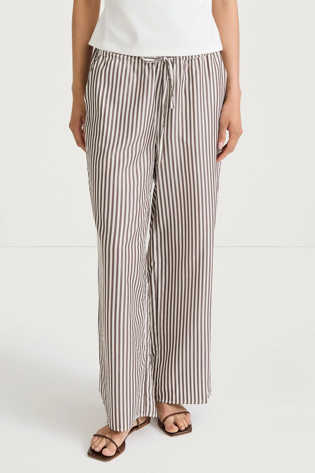 Stylein | Mallea Cropped Trousers - Brown-Stripe - Image 3