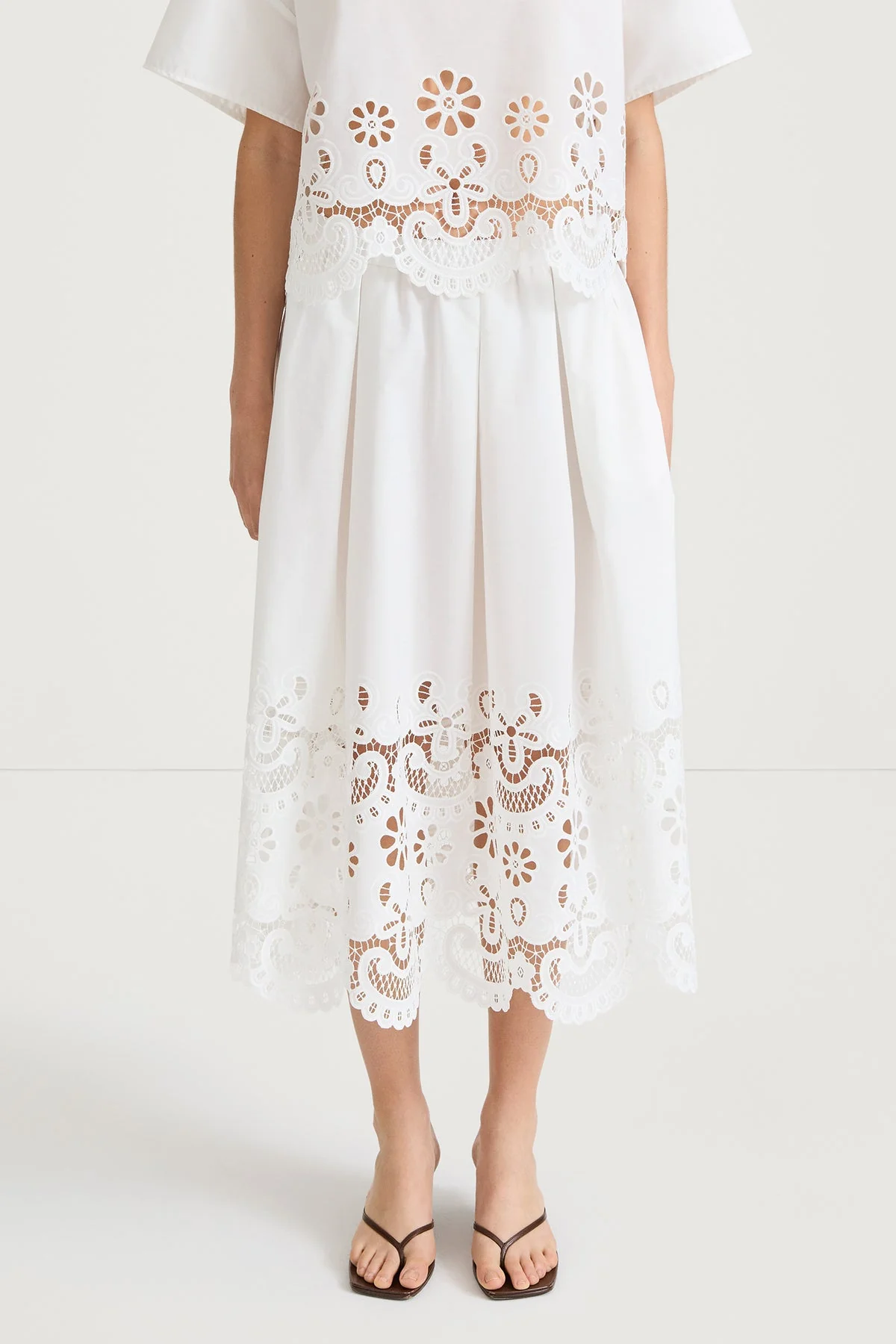 Stylein | Jorah Skirt - Box-Pleat Midi White - Image 3