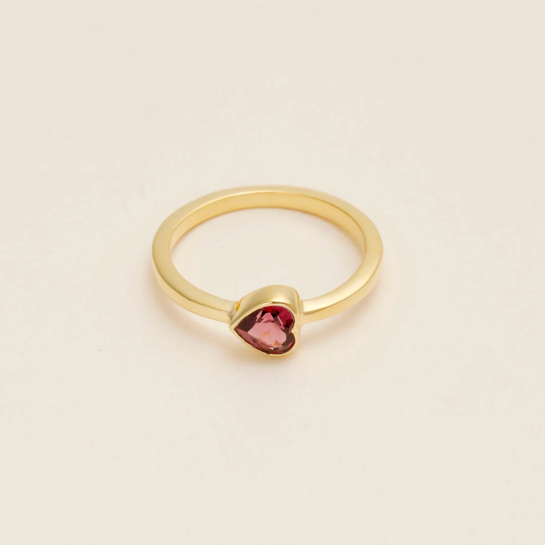 Ucciani | Mini Coeur Heart Ring in Red Grenat