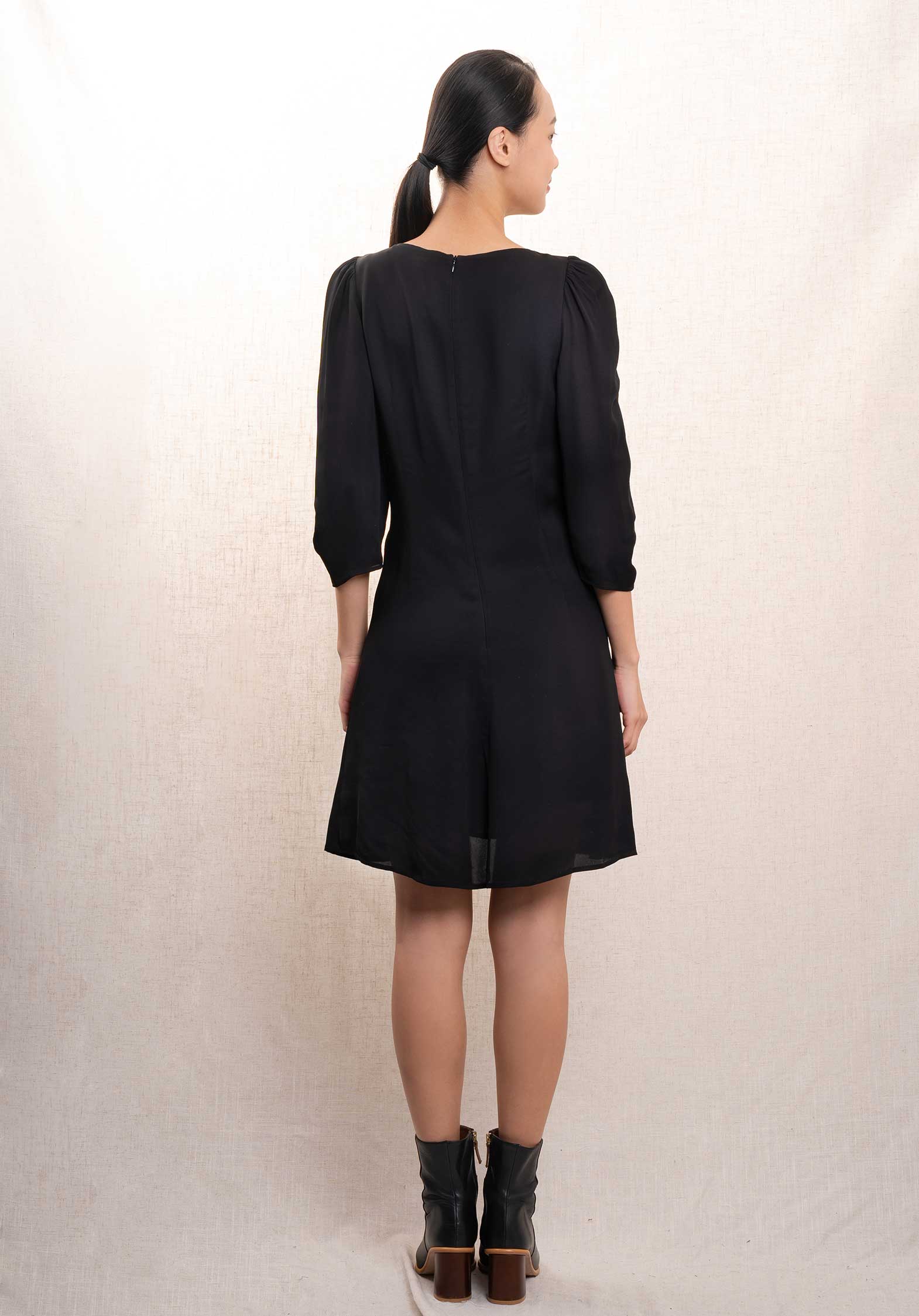 Vanessa Bruno | Gathered Waist Dress with Puffed Sleeves - Black - Image 2