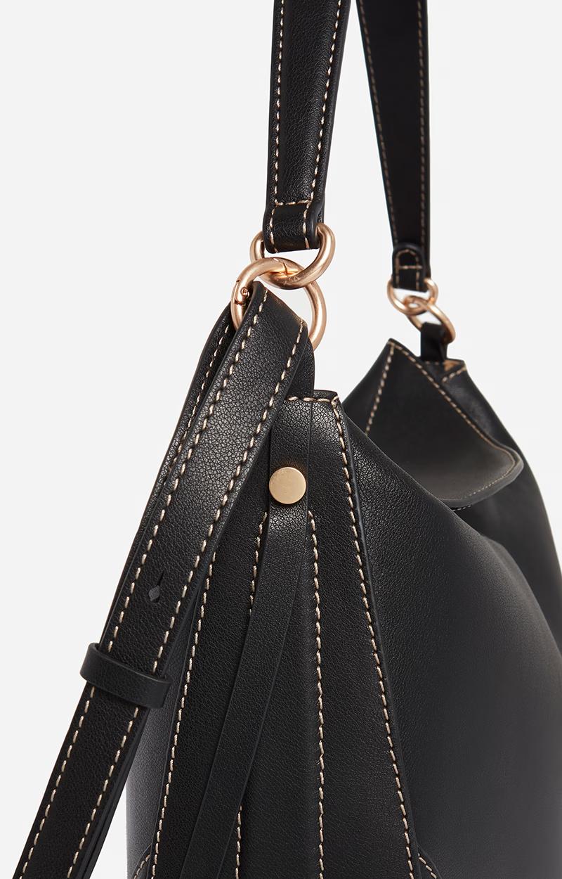 Vanessa Bruno | Daily Half-Moon Leather Tote Bag - Noir - Image 5