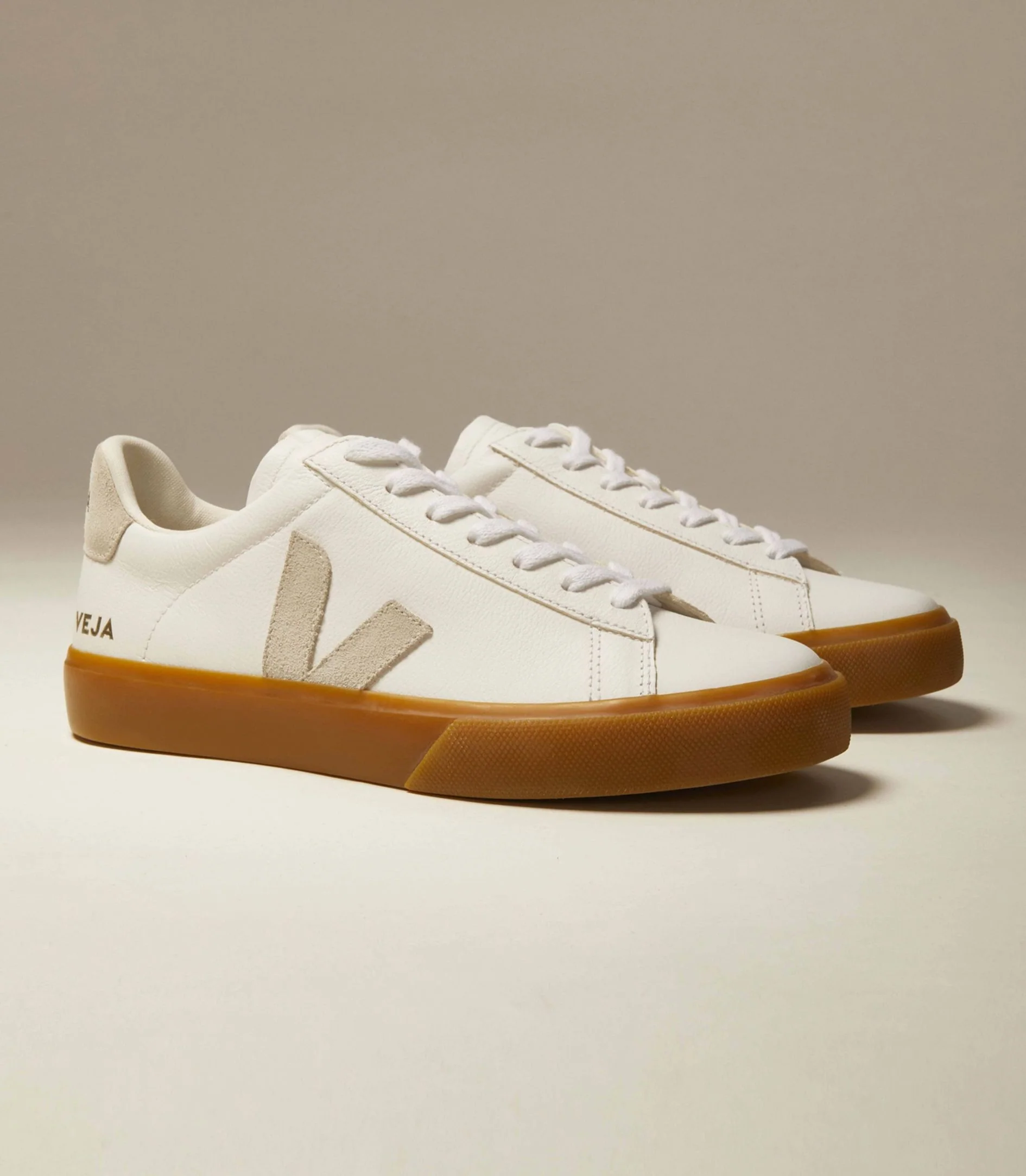 Veja | Campo Low-Top Sneaker - ChromeFree White & Natural Suede White-Natural - Image 4