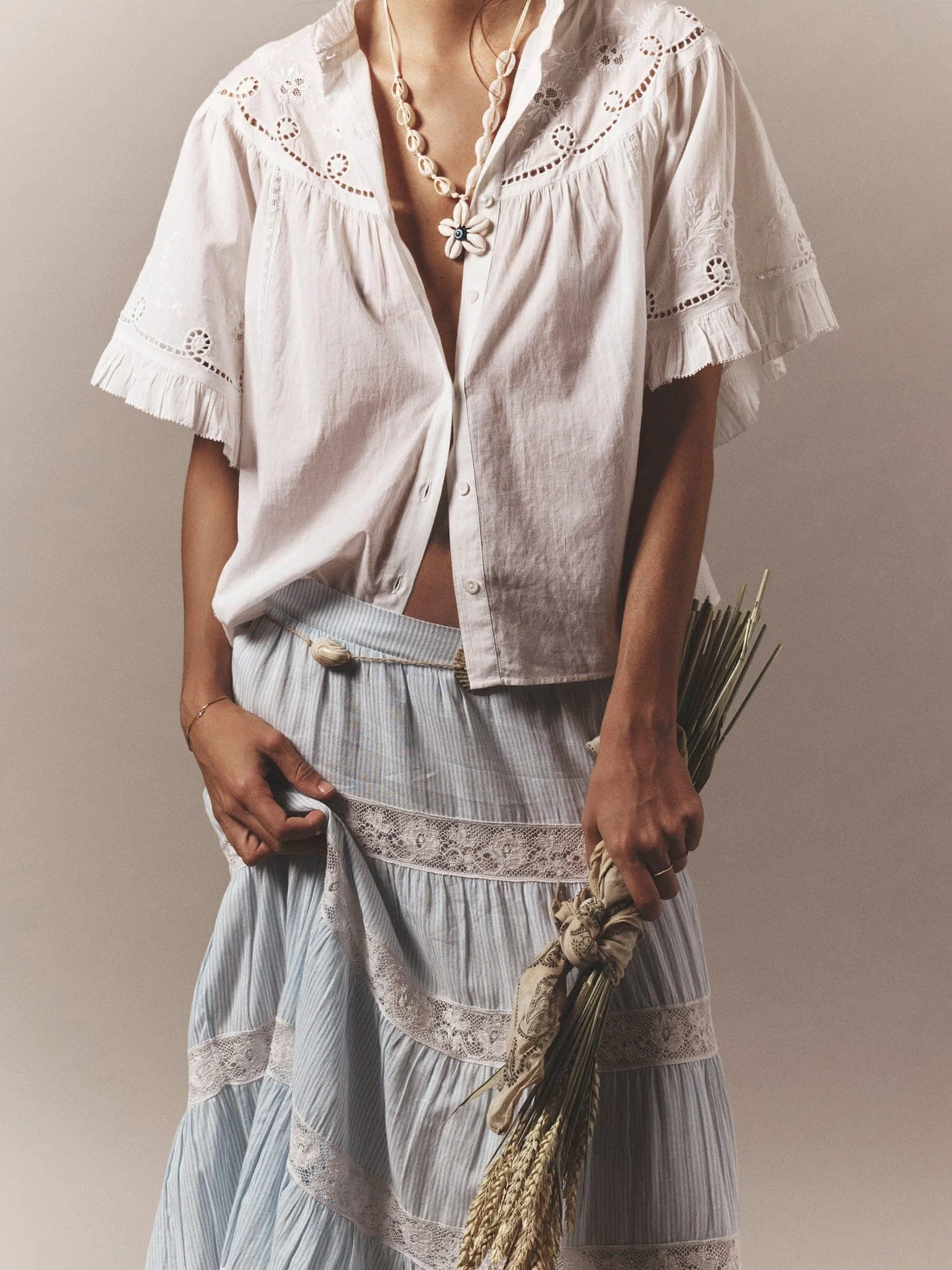 Blouse Mae Shirt White - Image 2